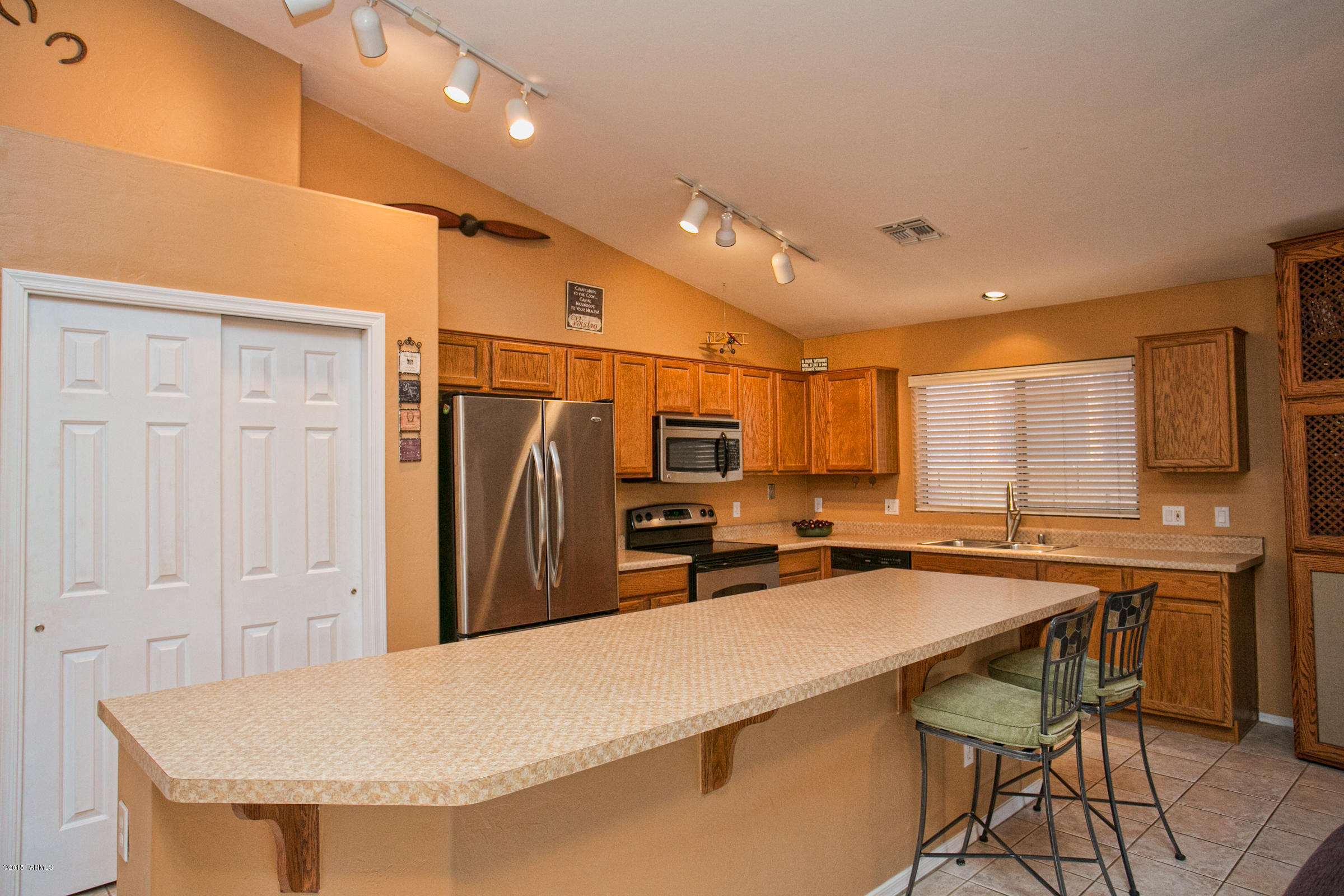 13520 N Wide View Drive