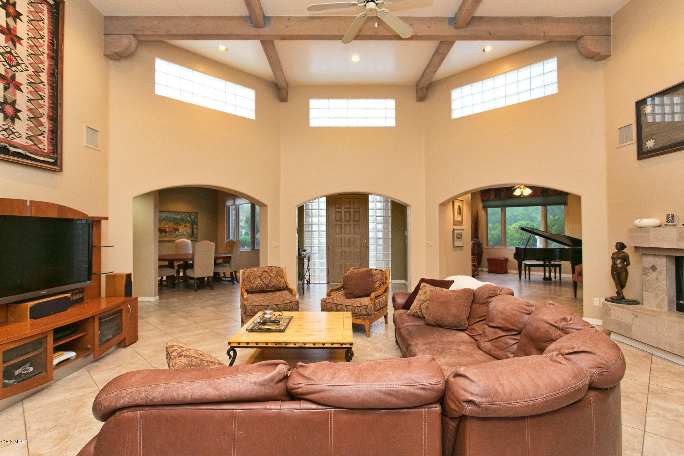 3715 N Pantano Road