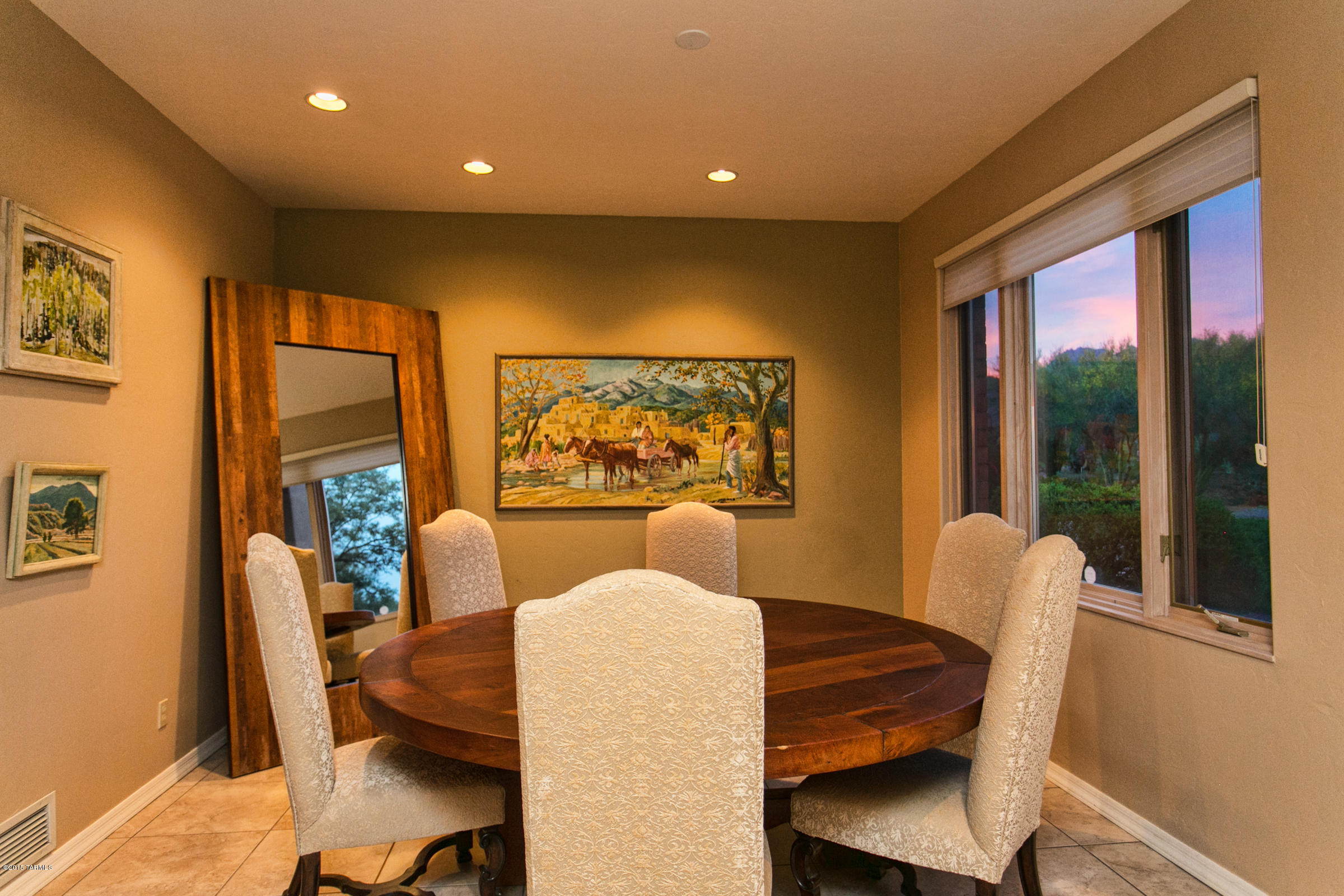 3715 N Pantano Road