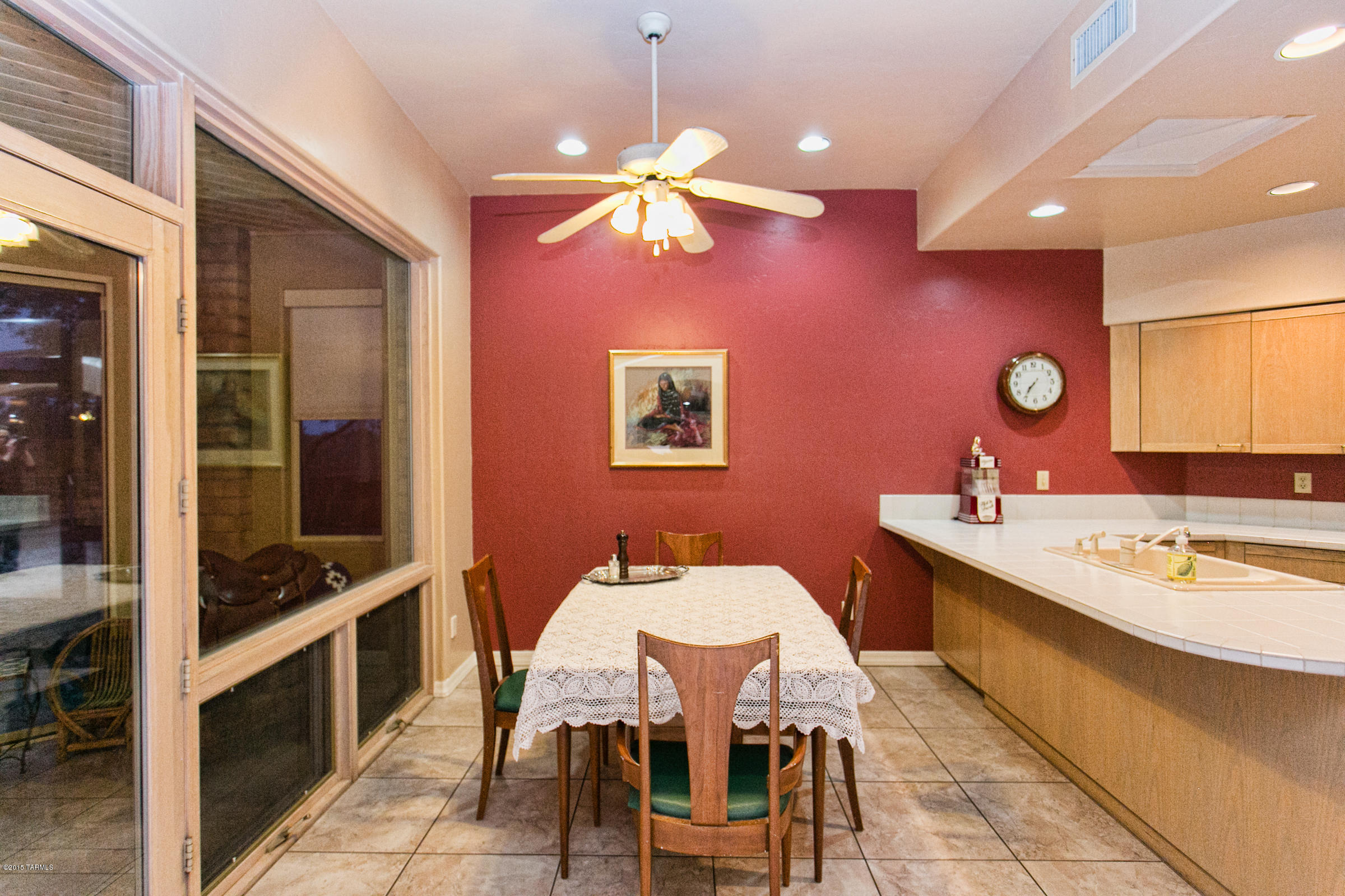 3715 N Pantano Road
