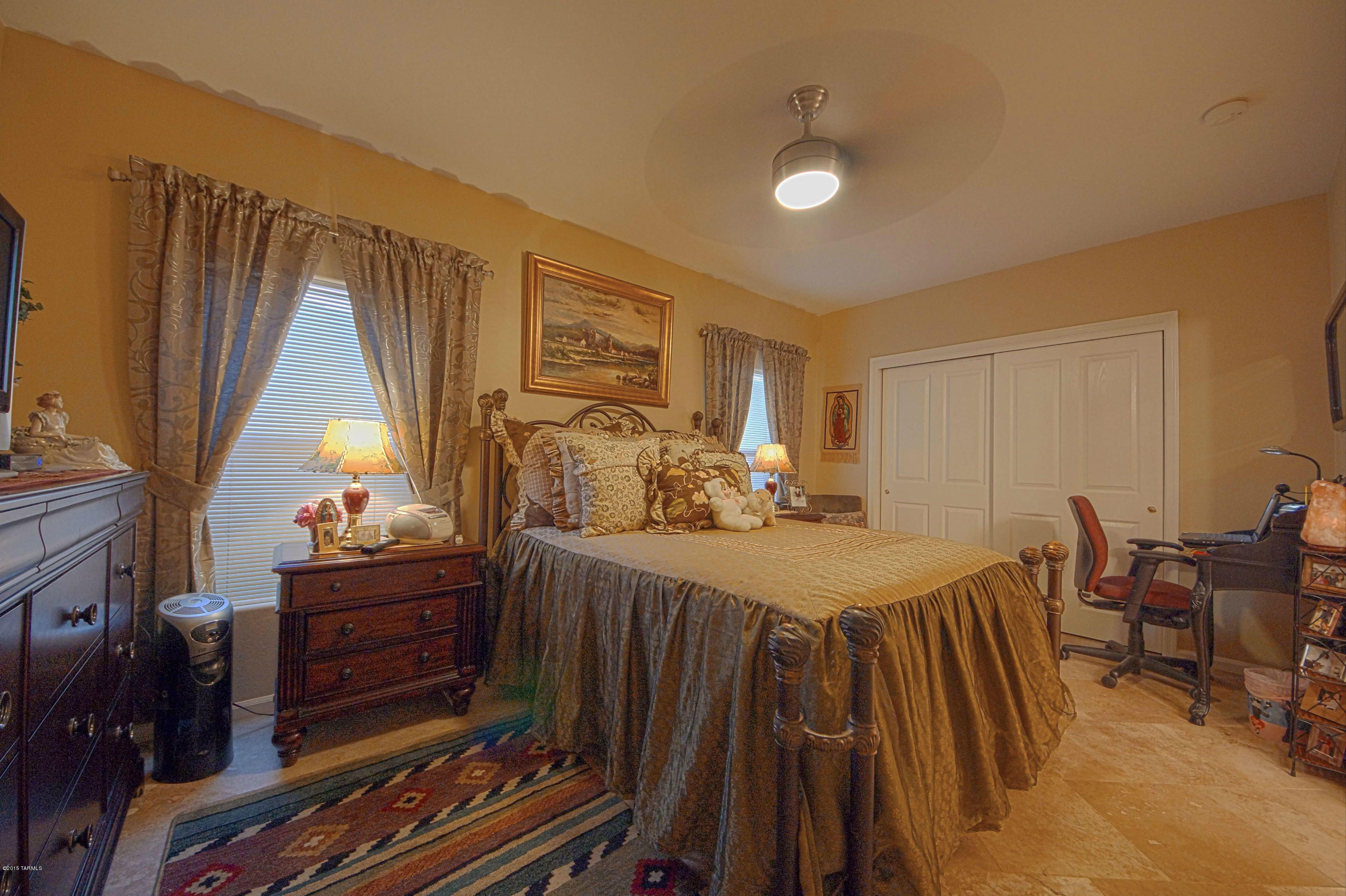 488 W Sunview Drive