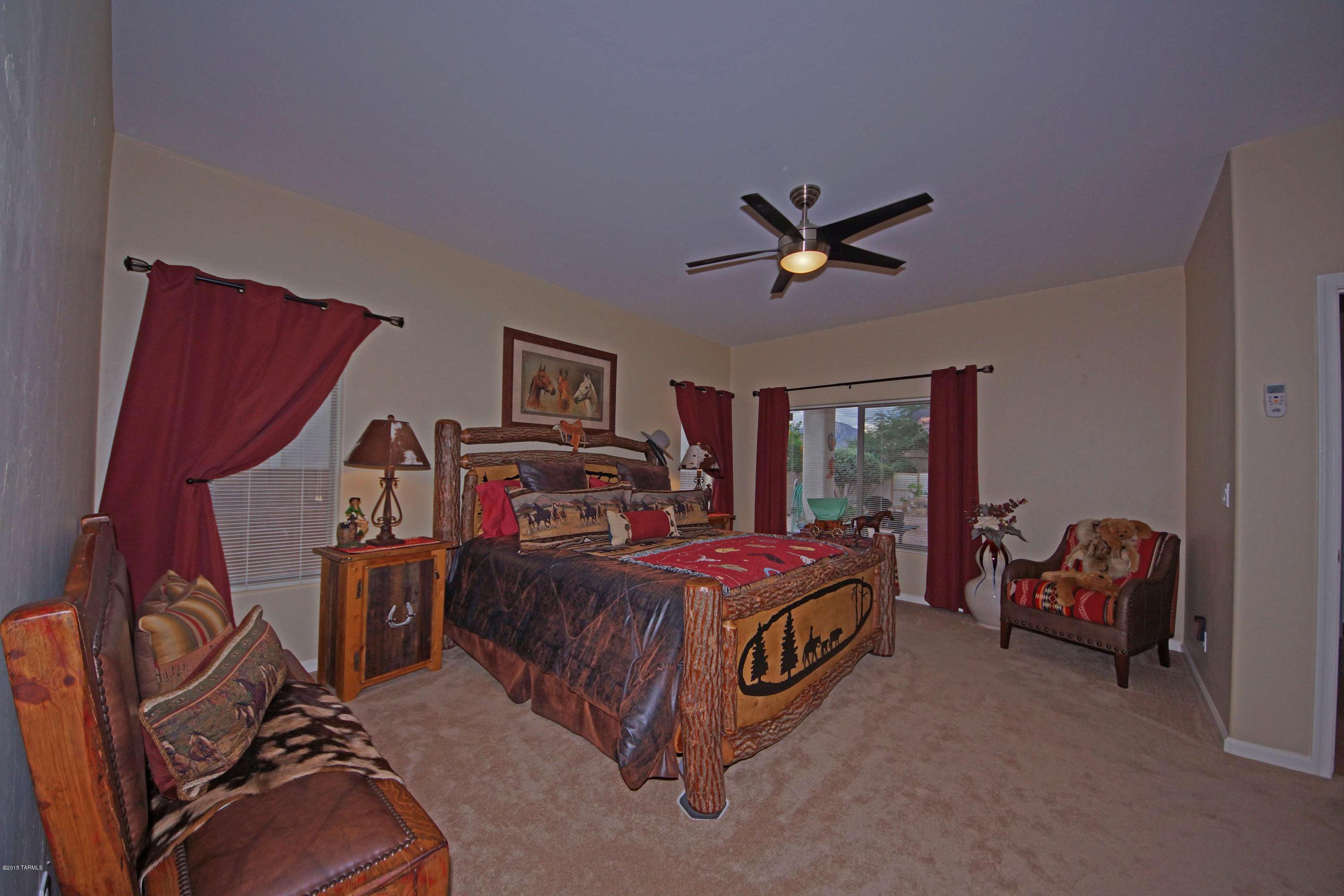 488 W Sunview Drive