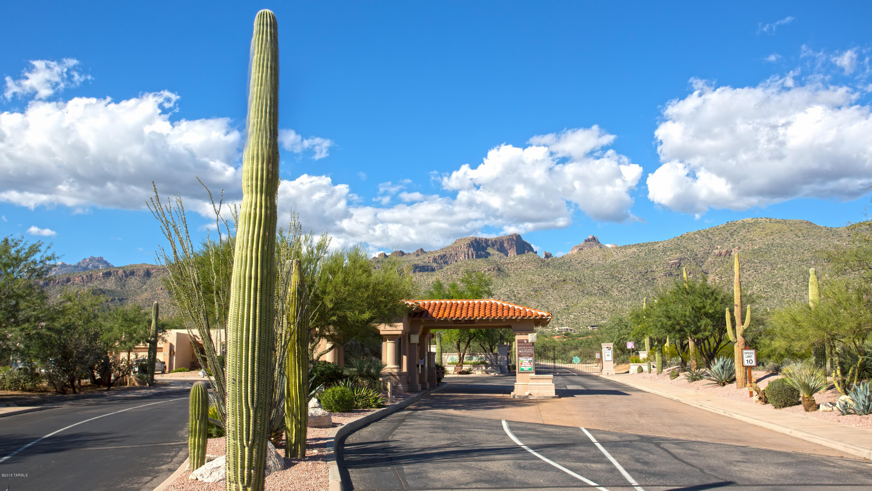 10180 E Sabino Estates Drive