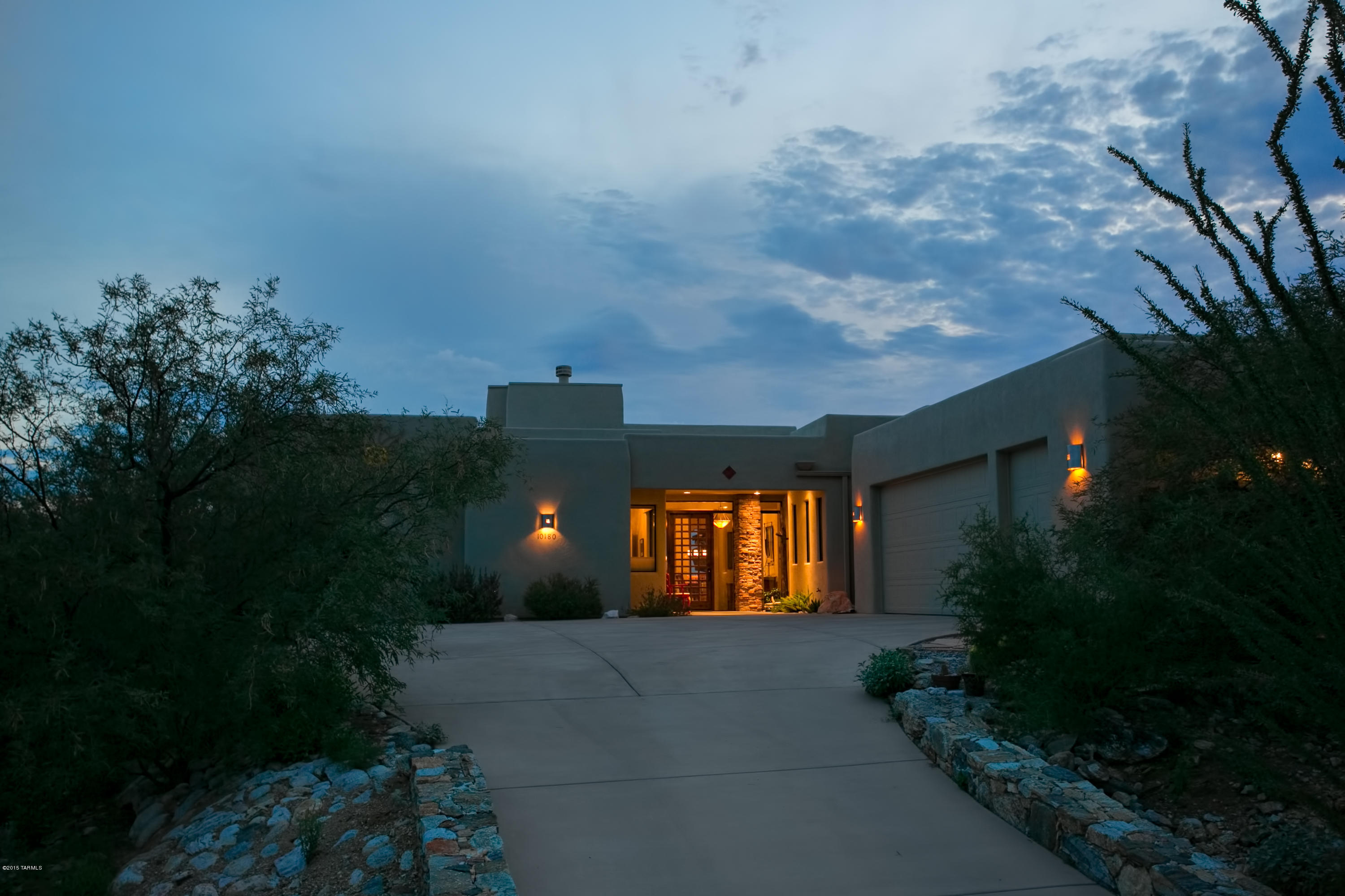 10180 E Sabino Estates Drive