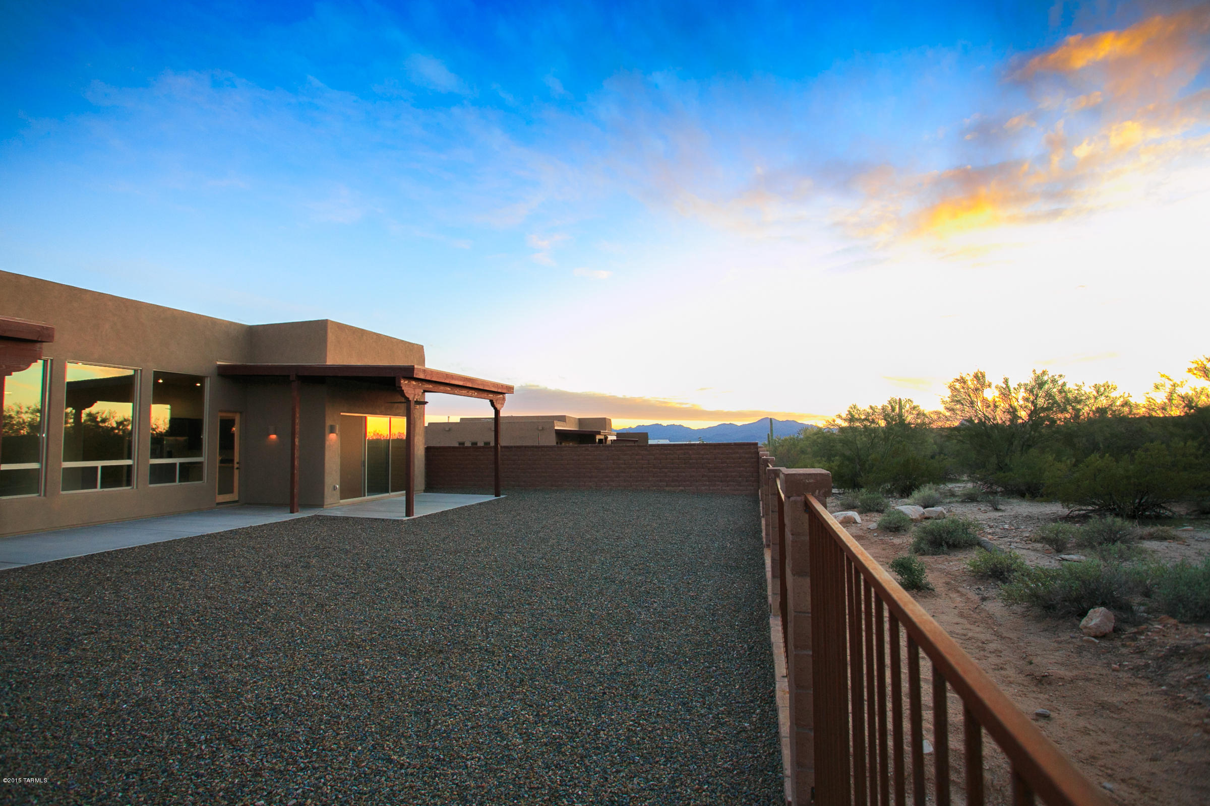 12295 N Sunrise Shadow Drive