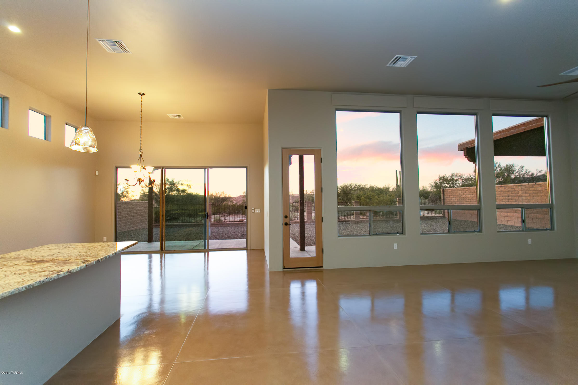 12295 N Sunrise Shadow Drive