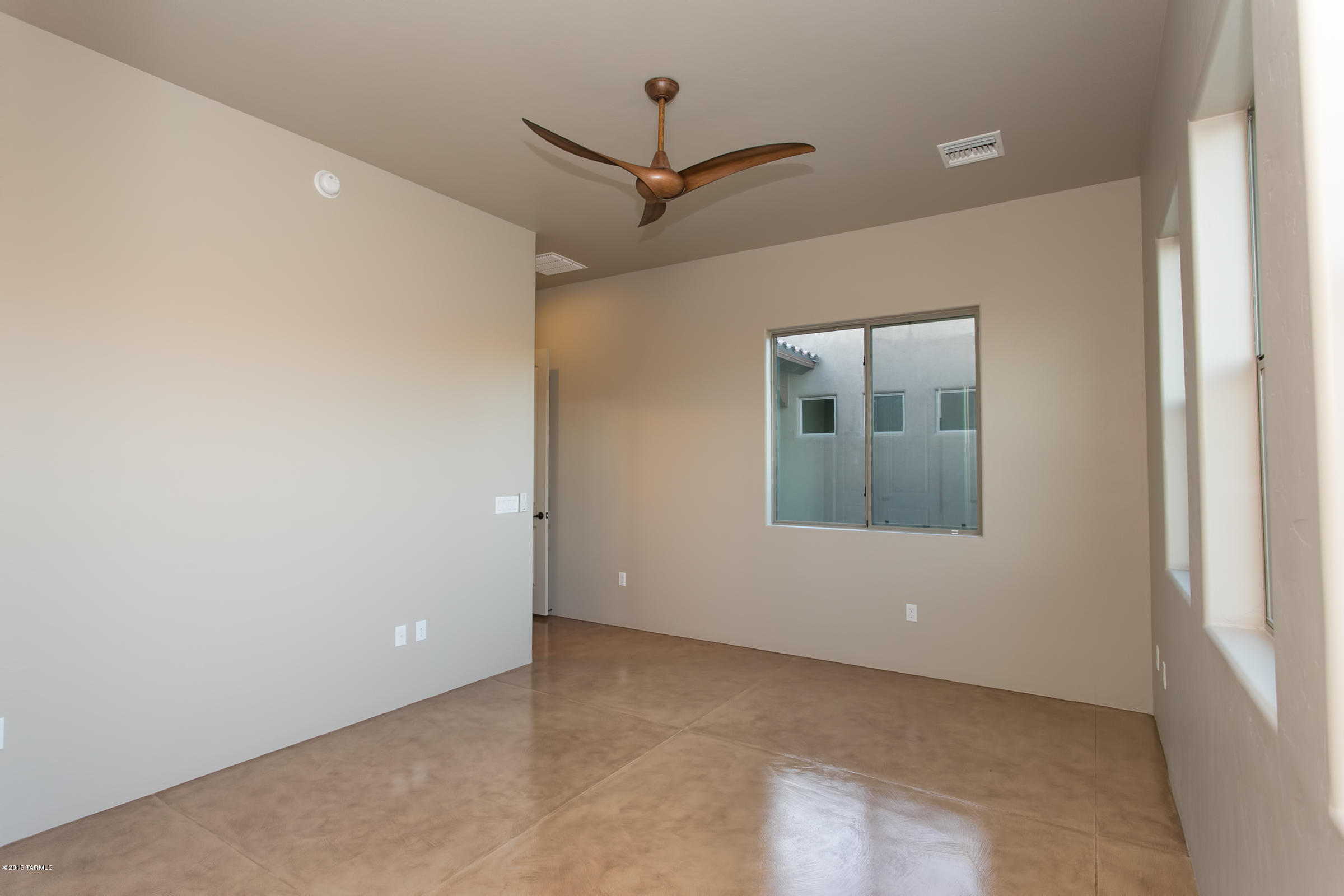 12295 N Sunrise Shadow Drive