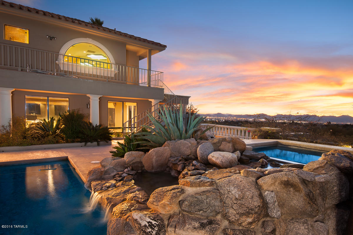 6580 N Regal Manor Drive