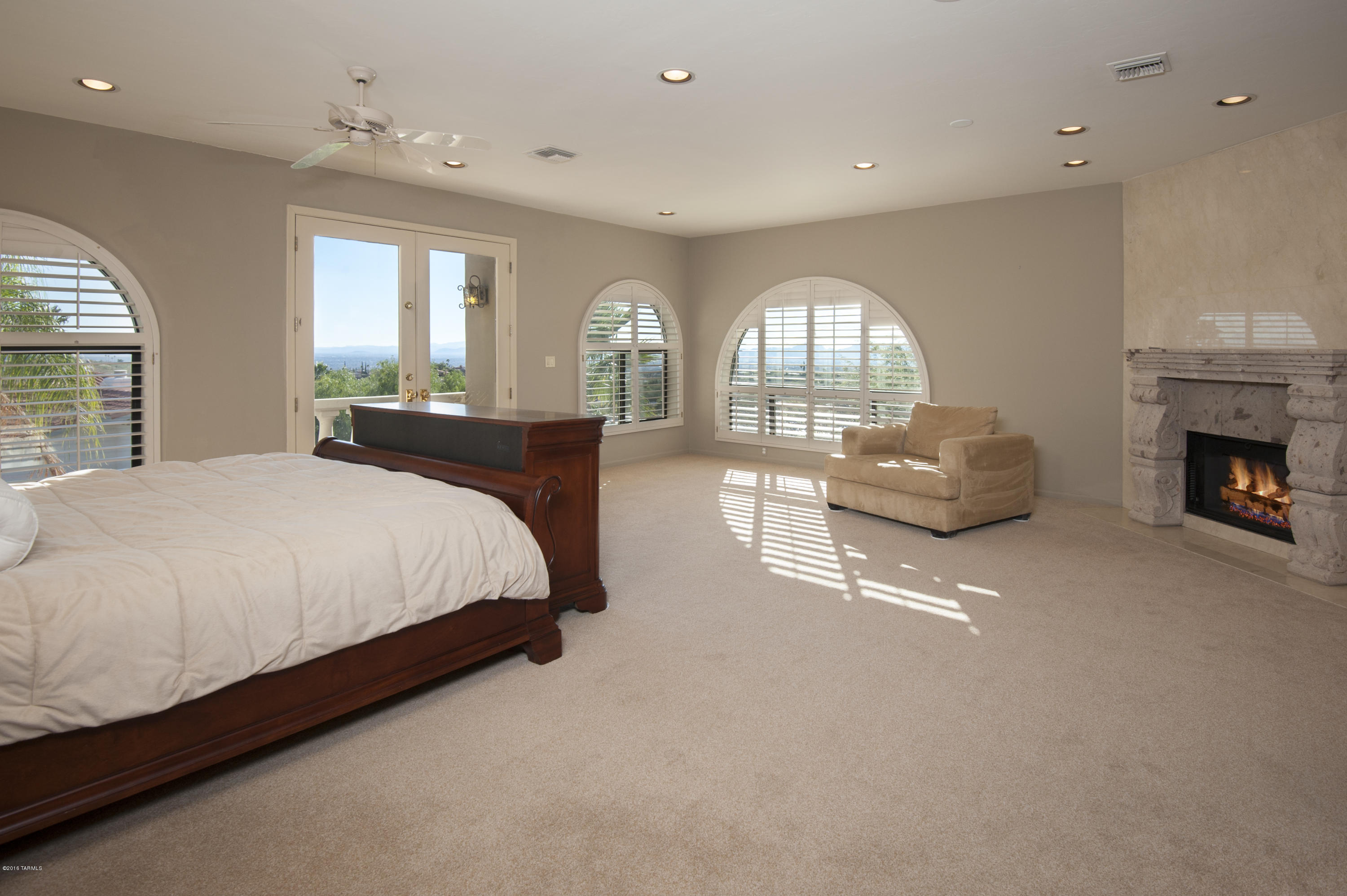 6580 N Regal Manor Drive