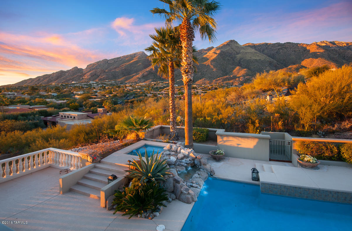 6580 N Regal Manor Drive