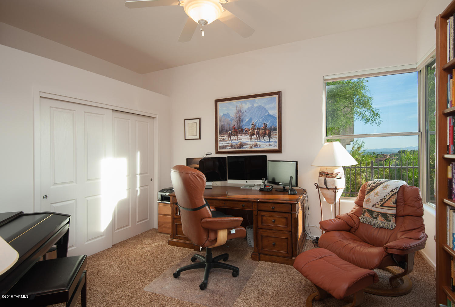 6333 N Ventana View Place