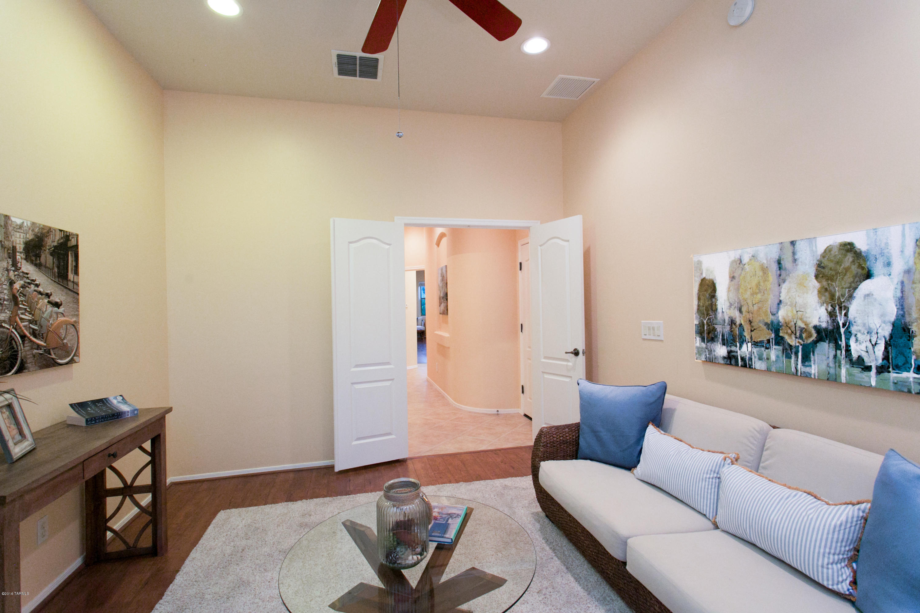6115 N Placita Manantial La Paloma