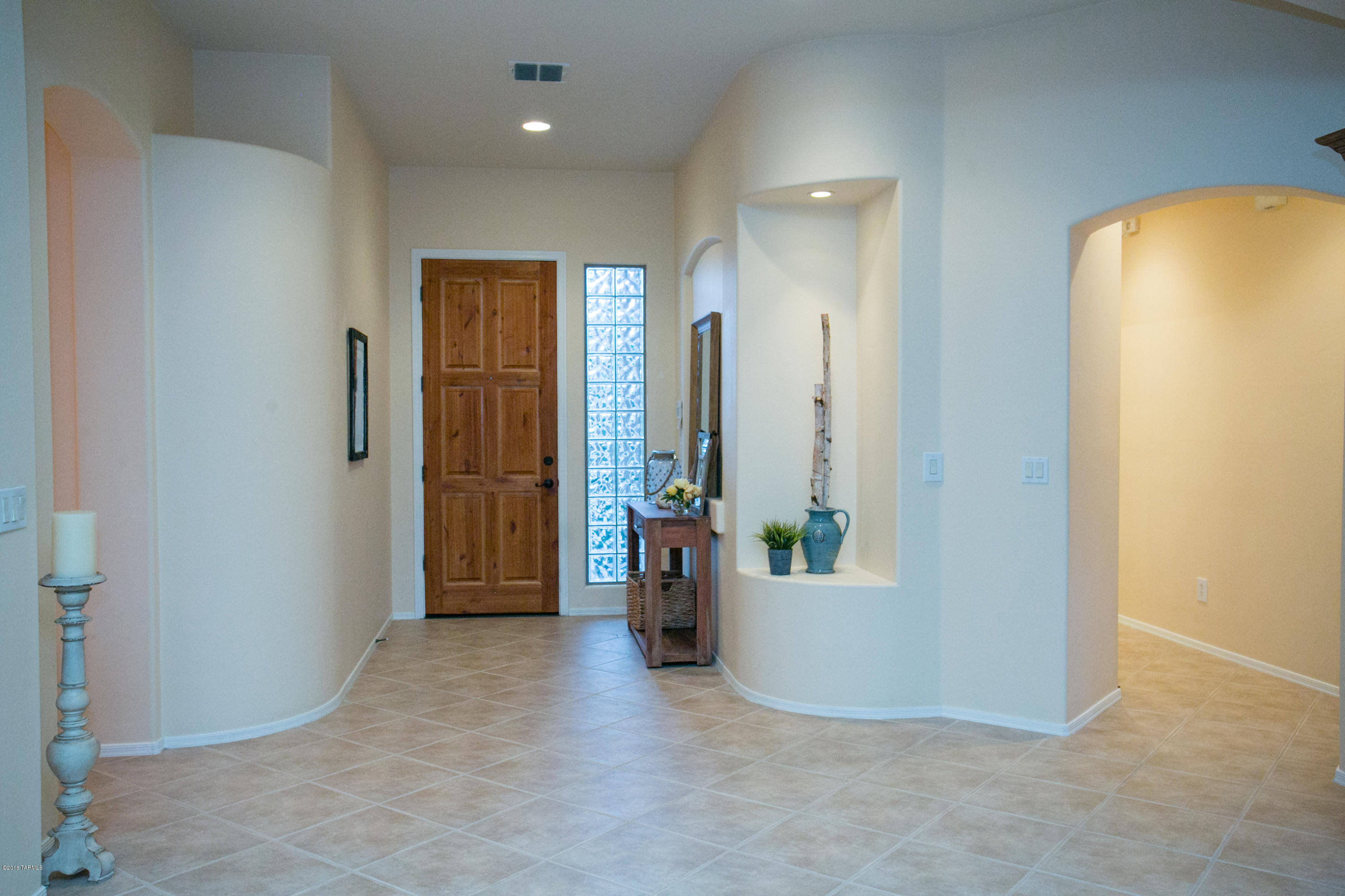 6115 N Placita Manantial La Paloma