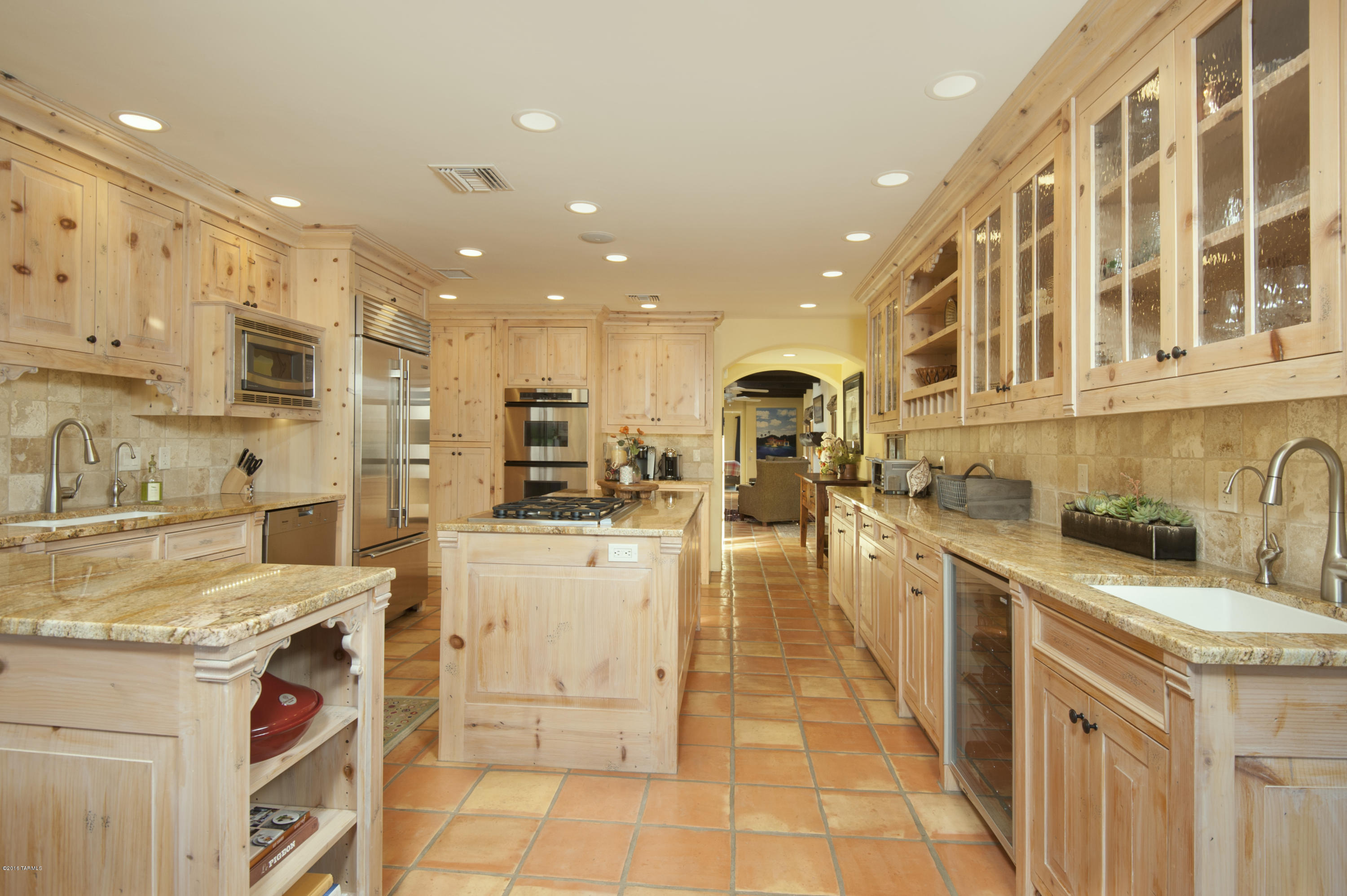 3616 E Placita Lindura