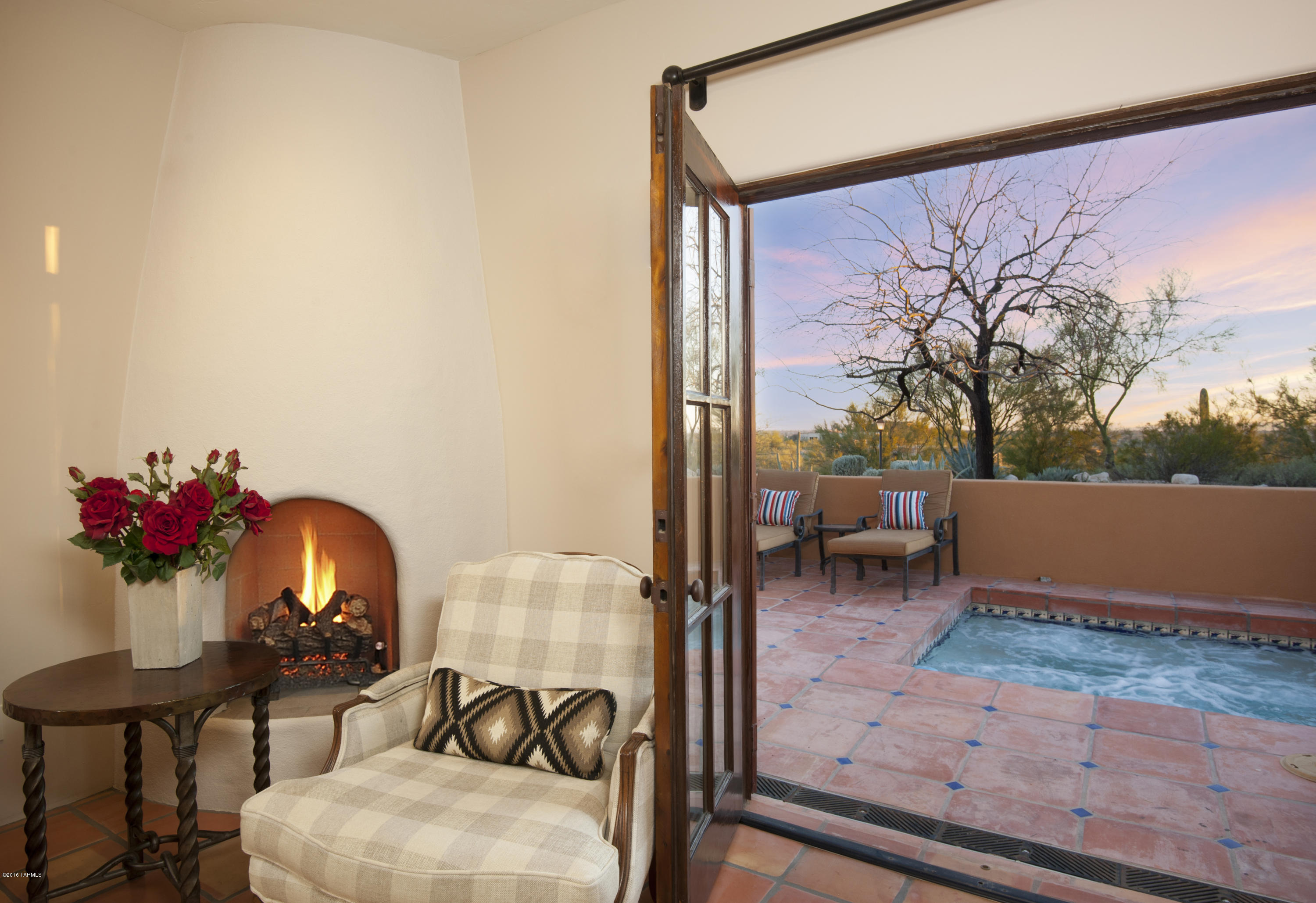 3616 E Placita Lindura