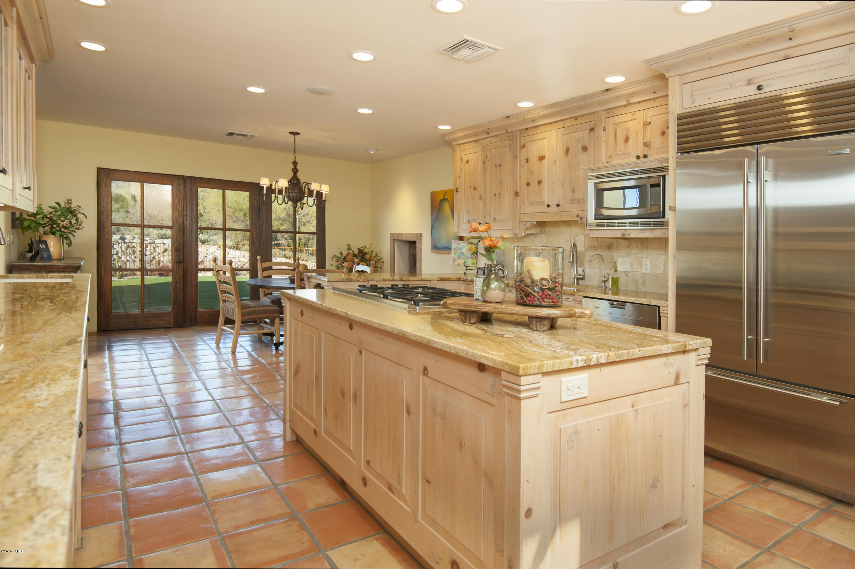 3616 E Placita Lindura