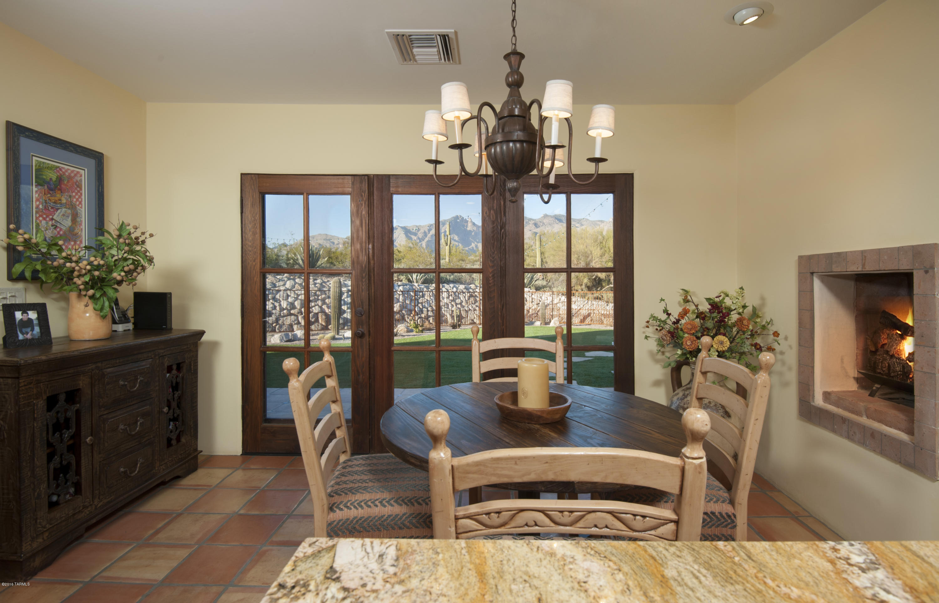 3616 E Placita Lindura