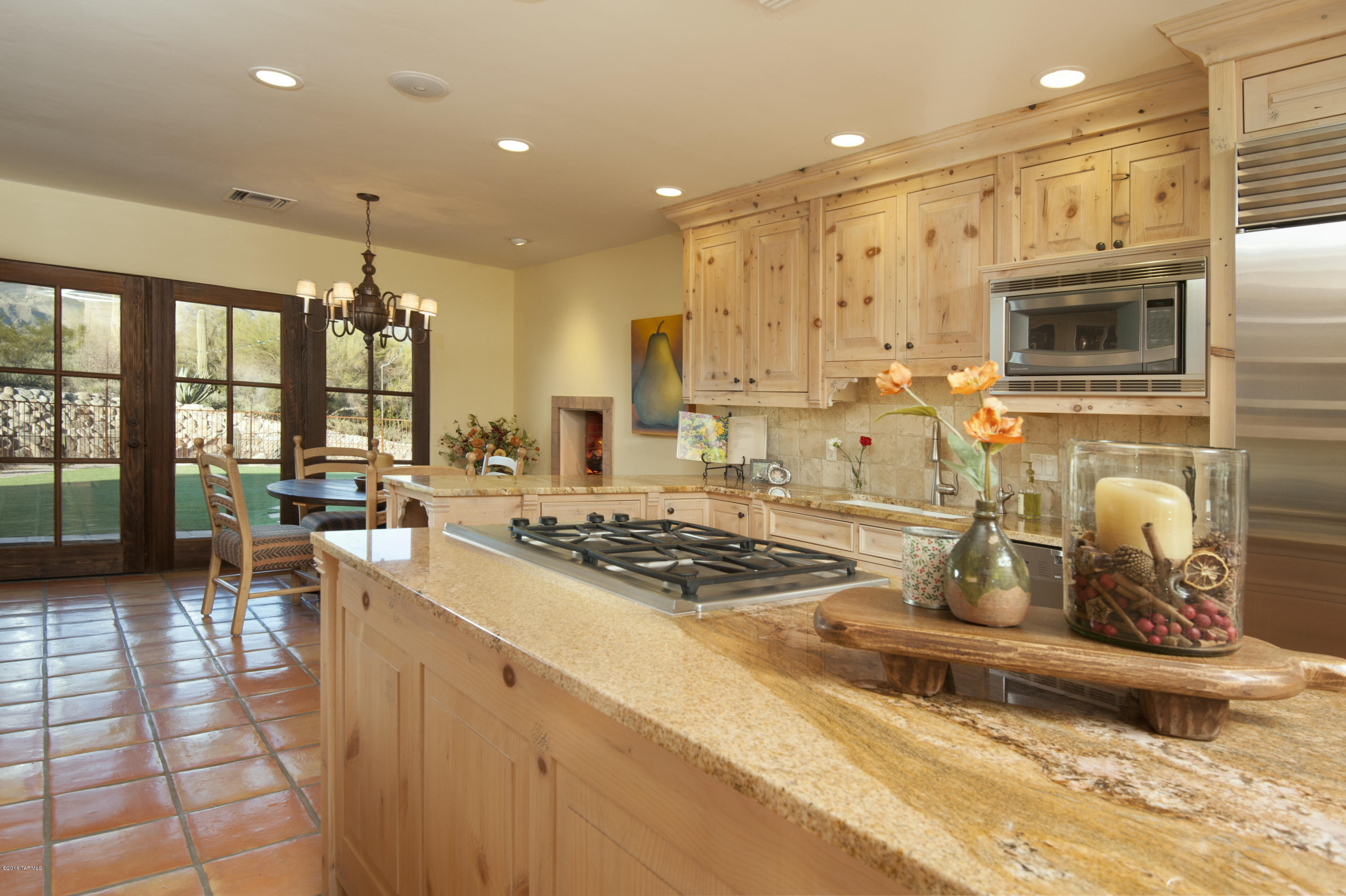 3616 E Placita Lindura