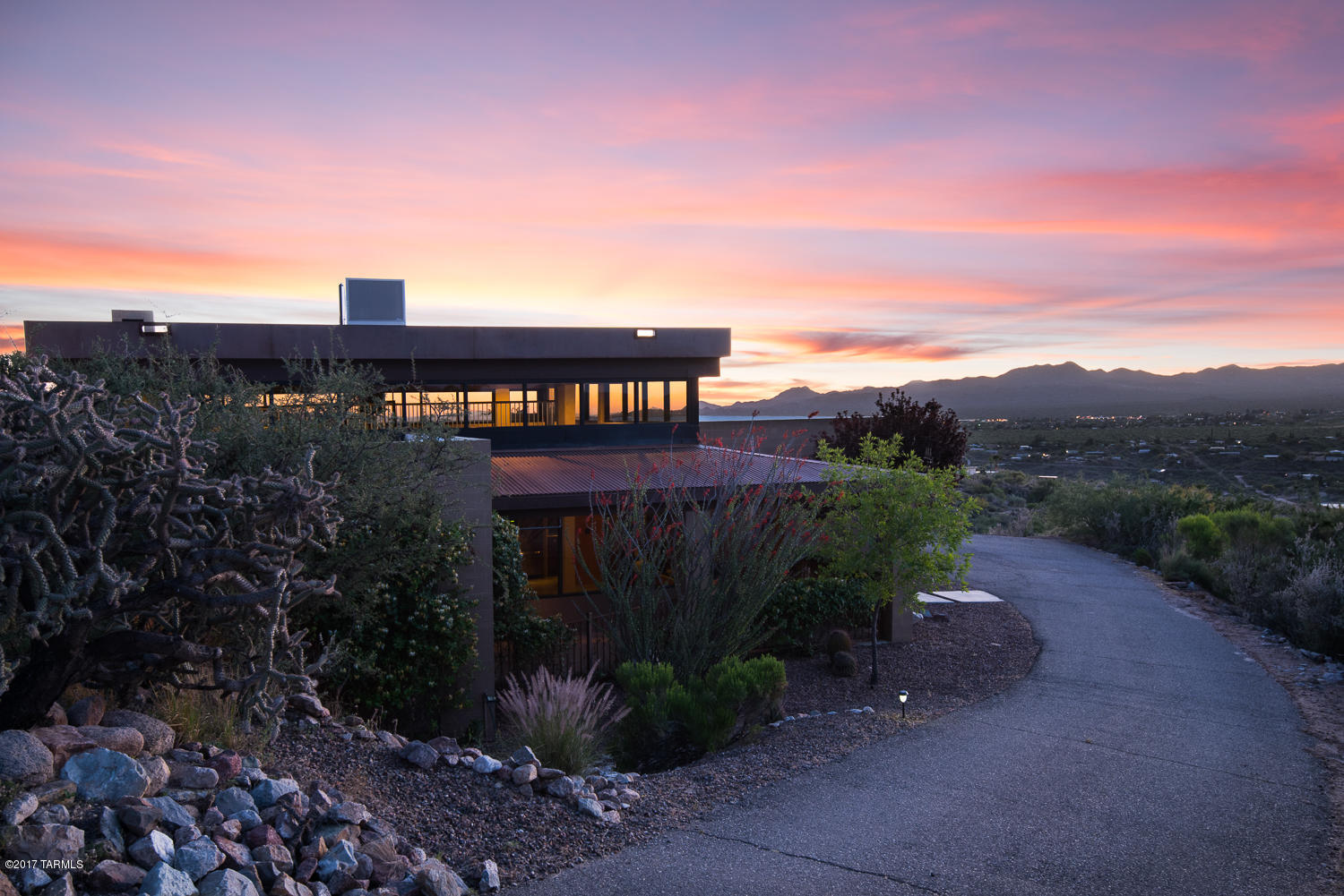 15675 N Equestrian Trail