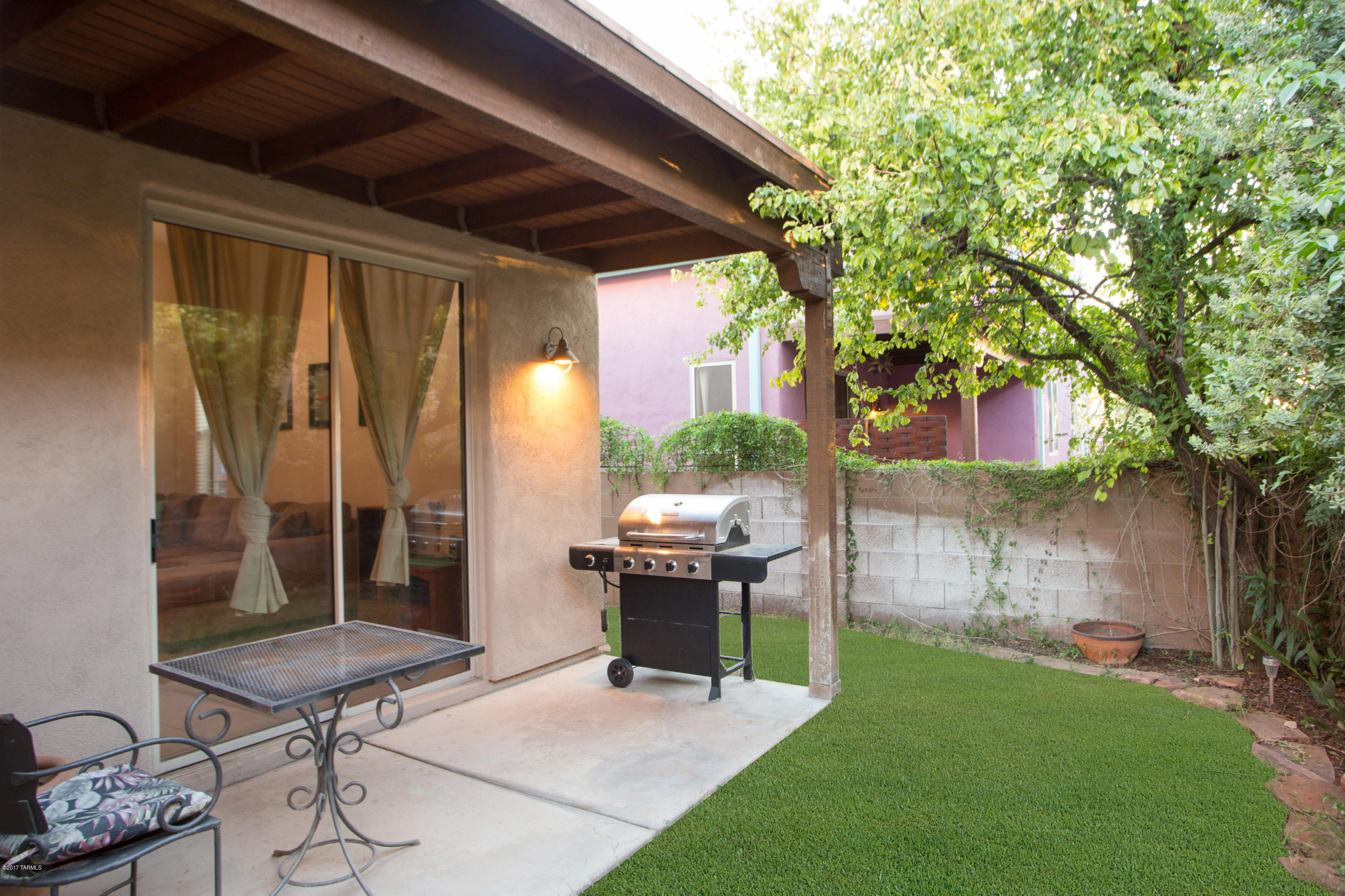 5141 E Calle Vista De Colores