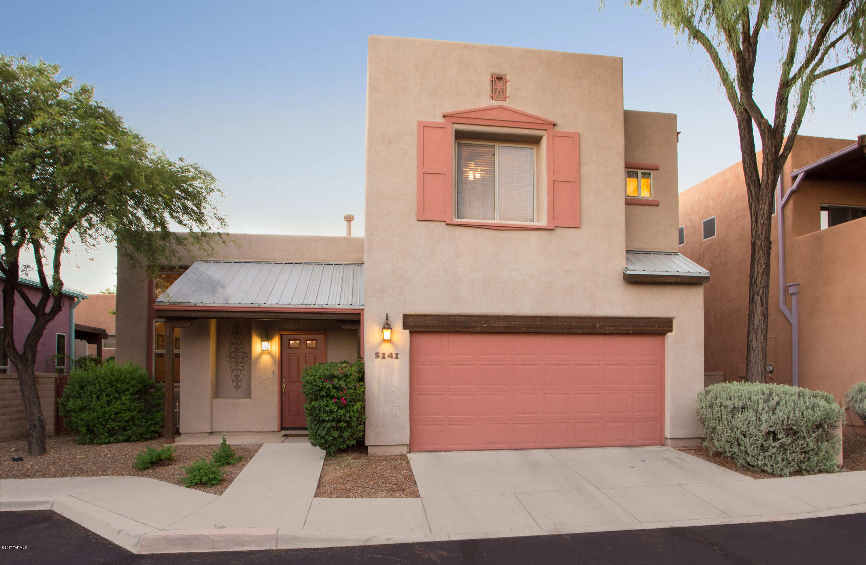 5141 E Calle Vista De Colores