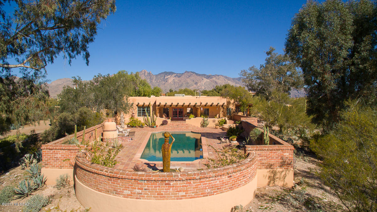 5030 N La Lomita