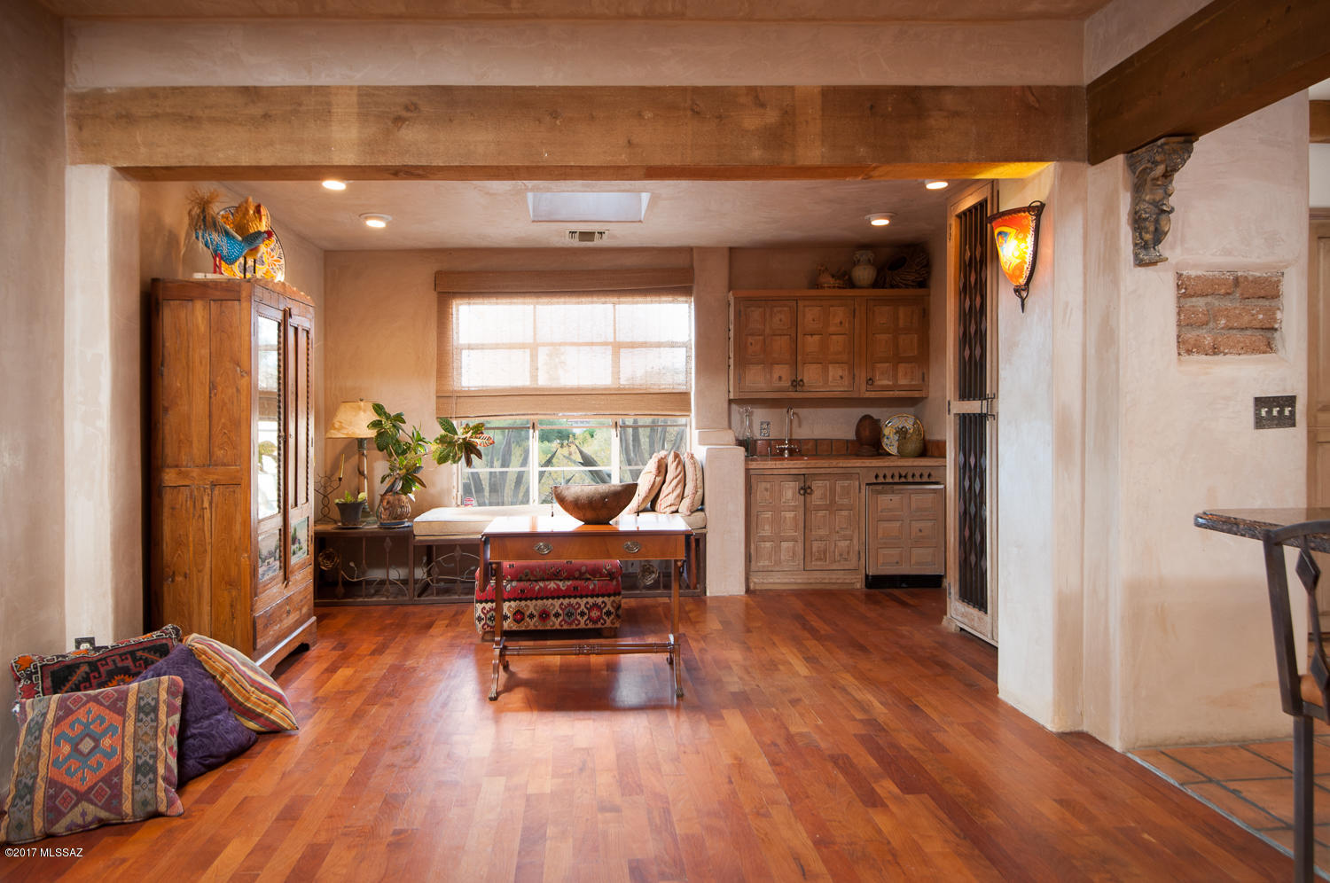 5030 N La Lomita