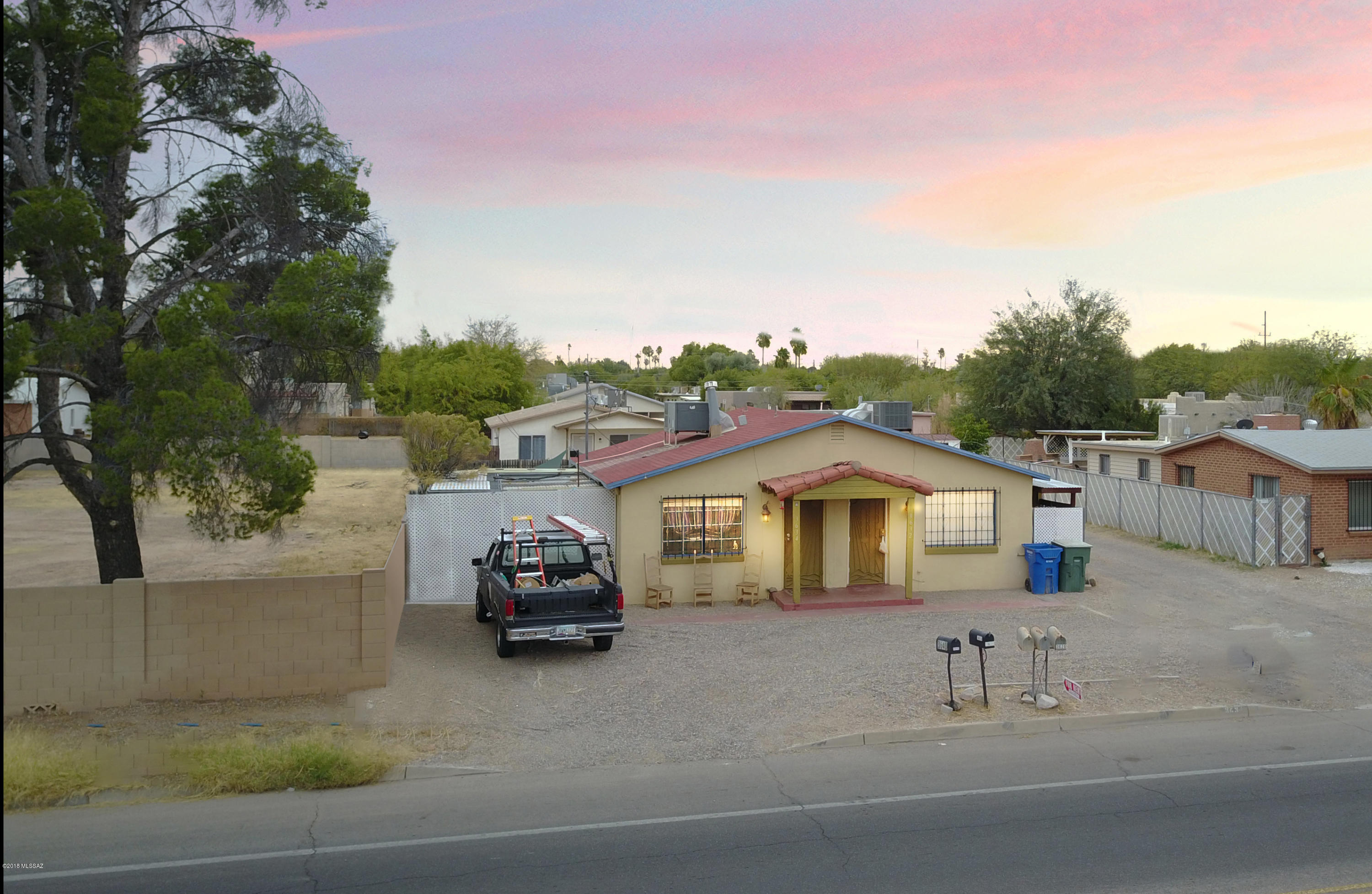 3632 E Glenn Street