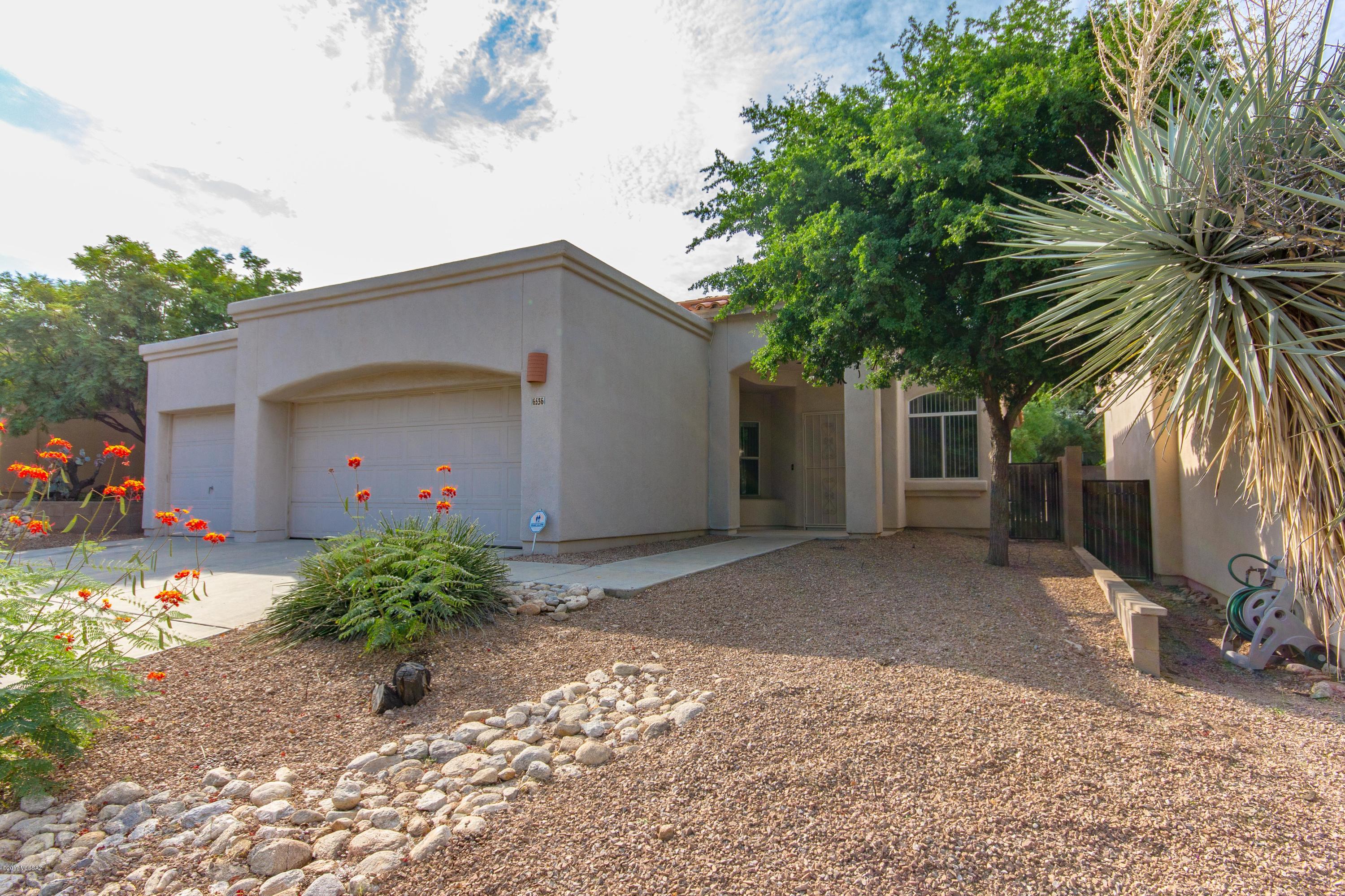 6536 N Shadow Bluff Drive