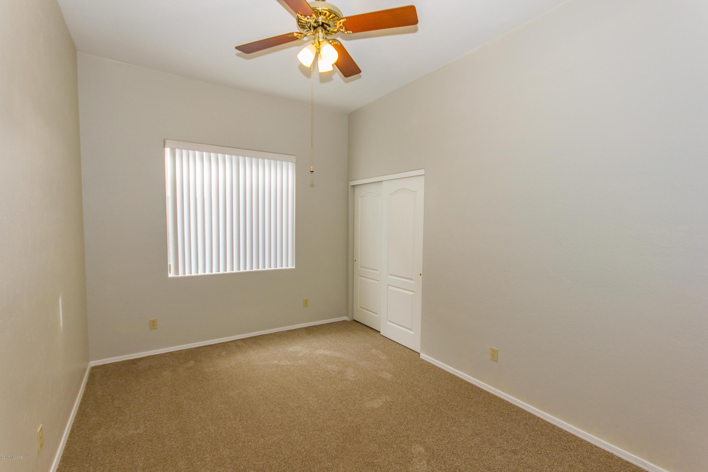 6536 N Shadow Bluff Drive