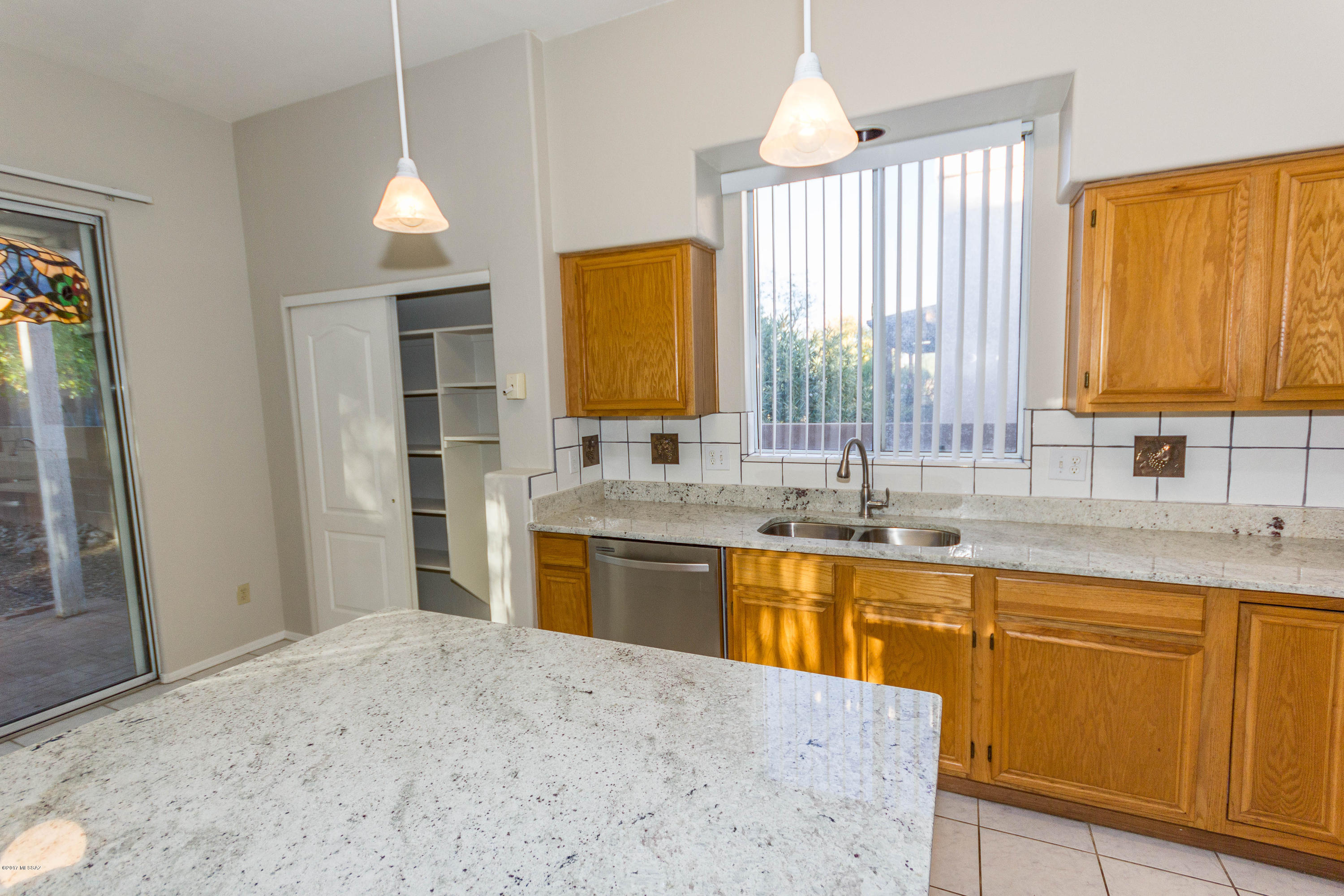 6536 N Shadow Bluff Drive