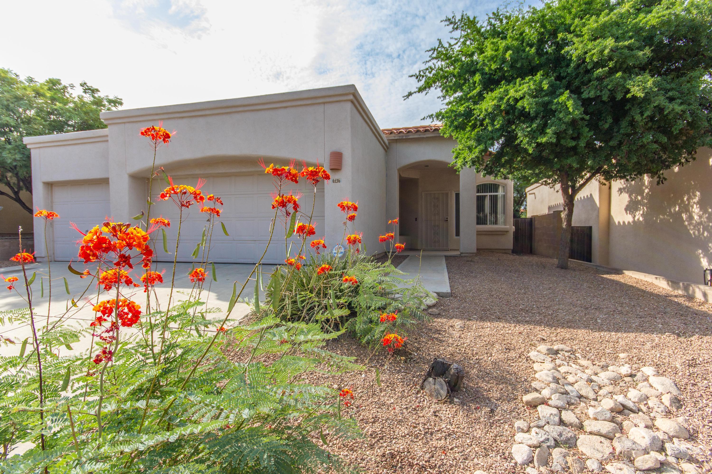 6536 N Shadow Bluff Drive