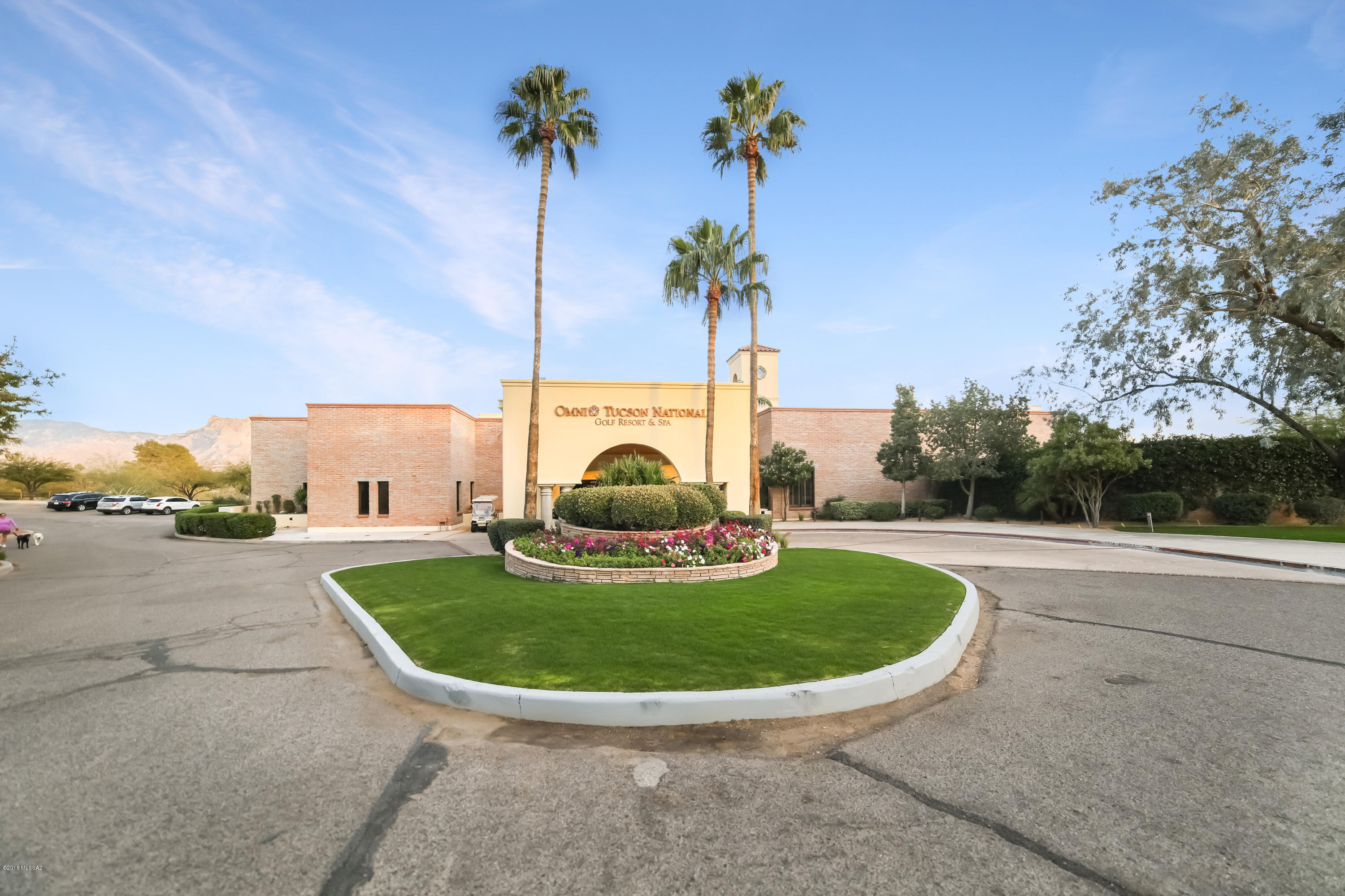 8563 N Gaetano Loop
