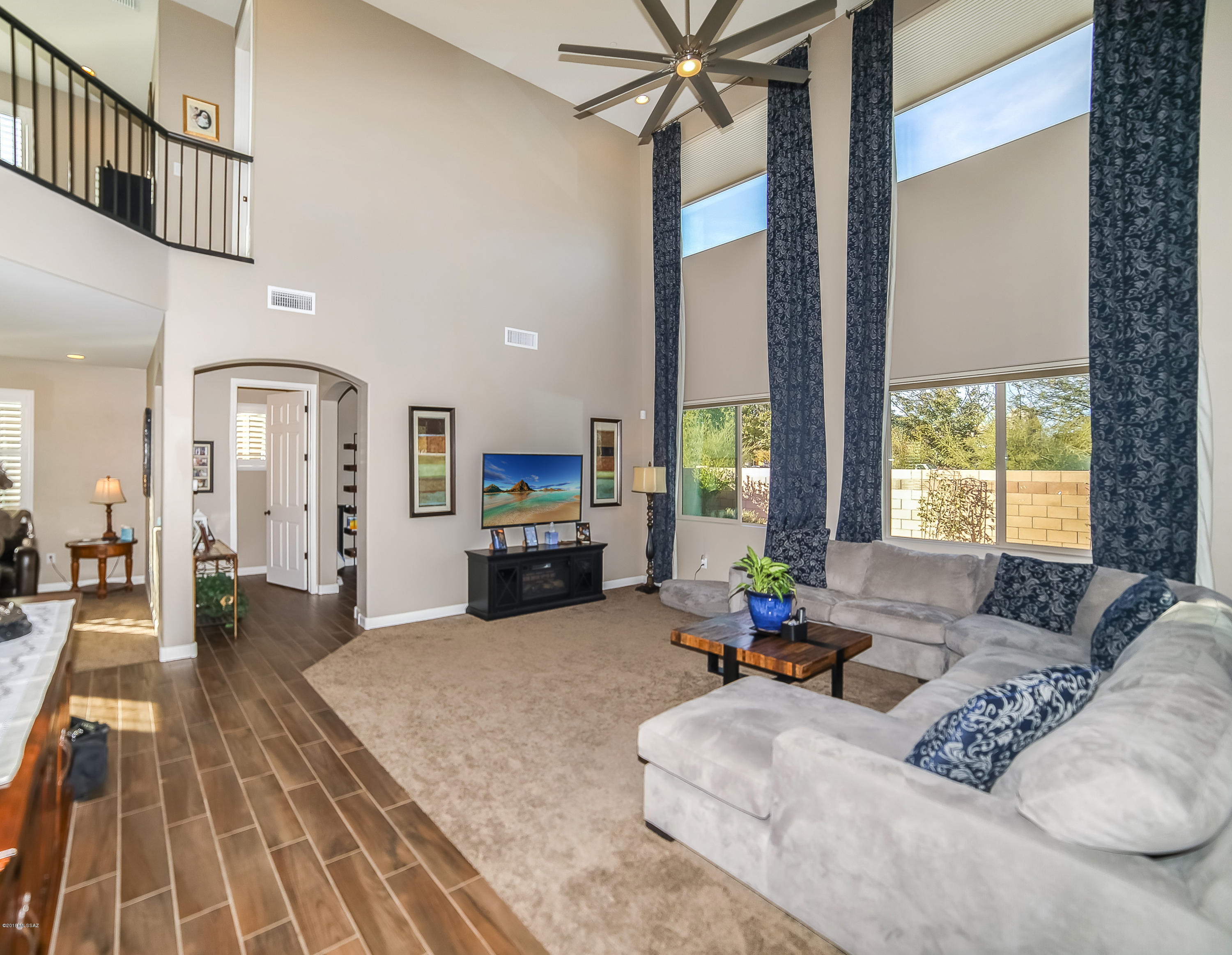 8563 N Gaetano Loop