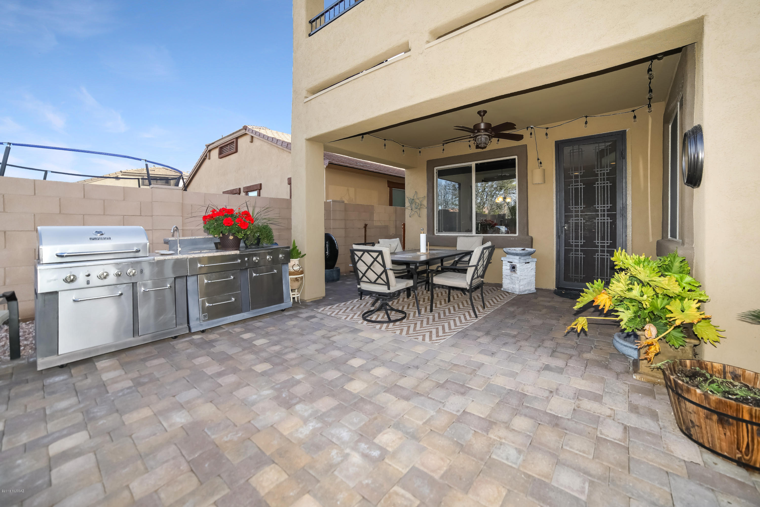 8563 N Gaetano Loop