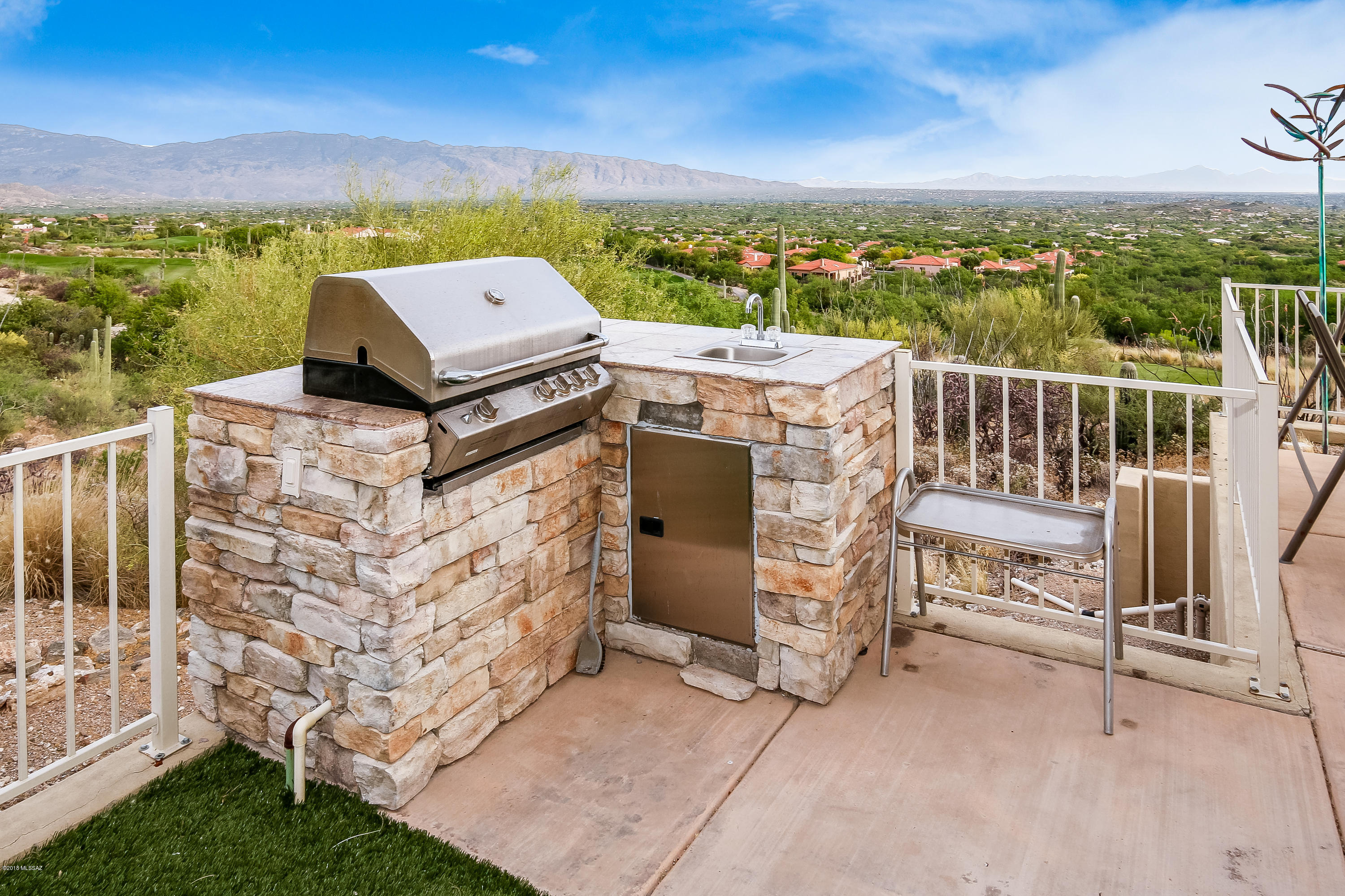 10000 E Sabino Estates Drive