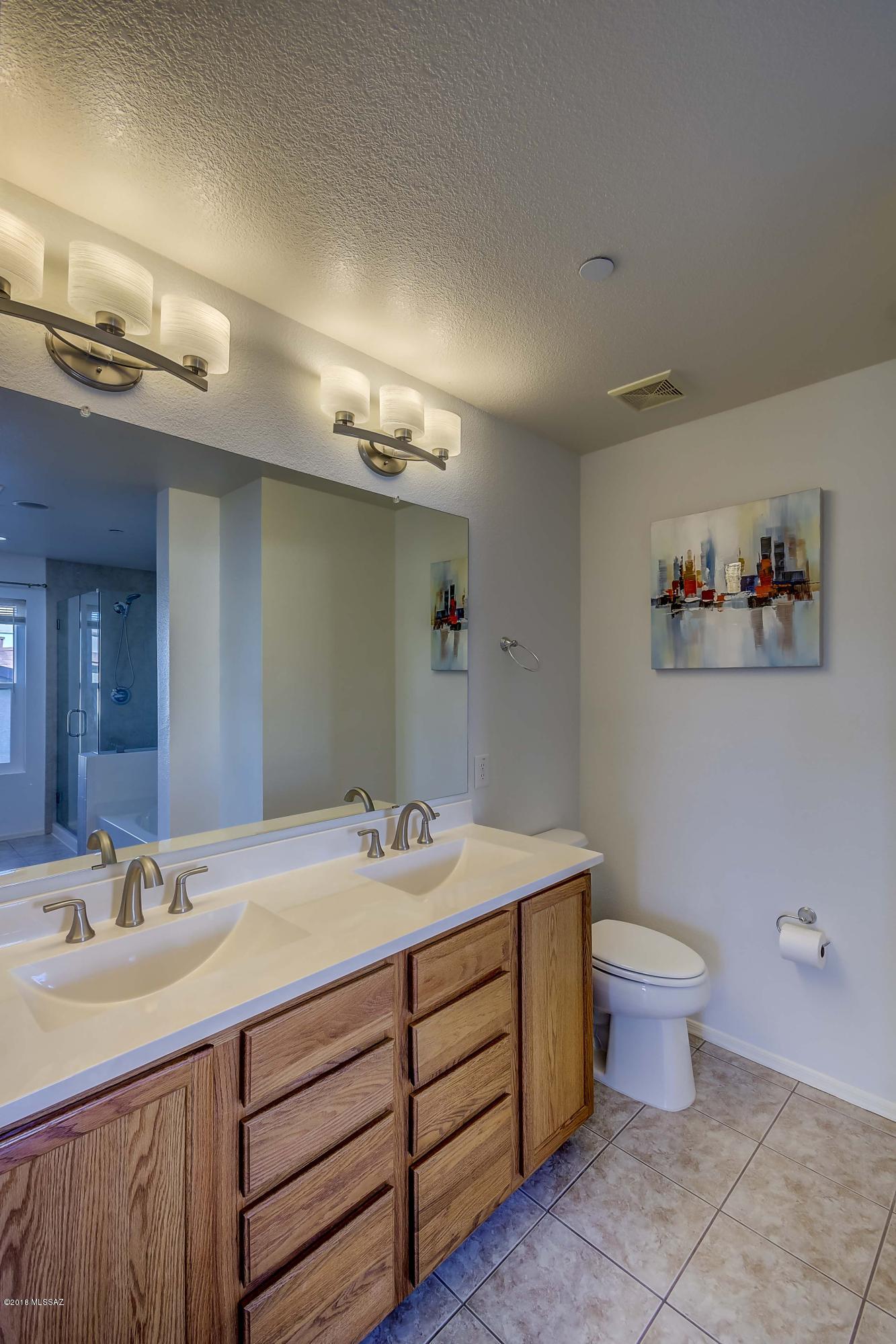 5463 W Copperhead Drive