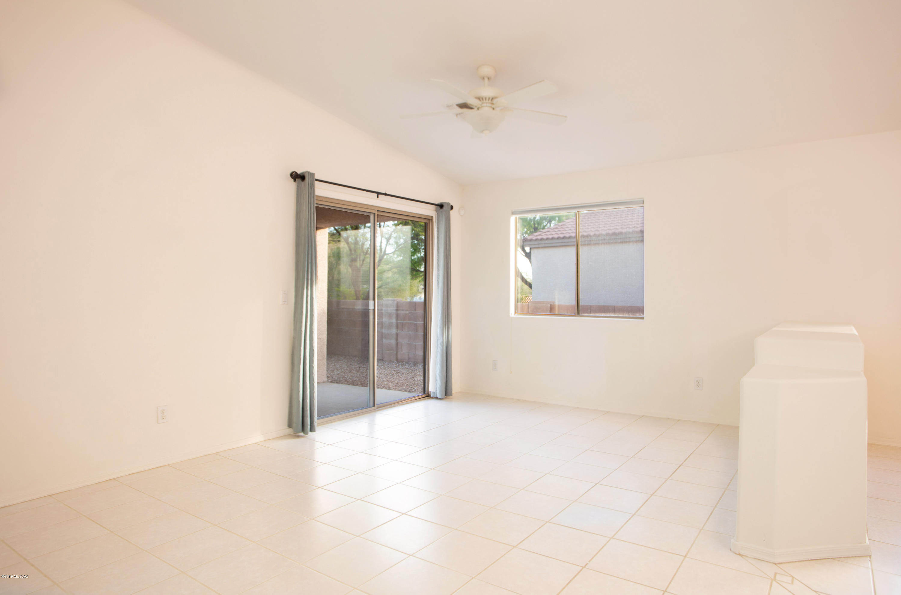 4942 N Sabino Gulch Court