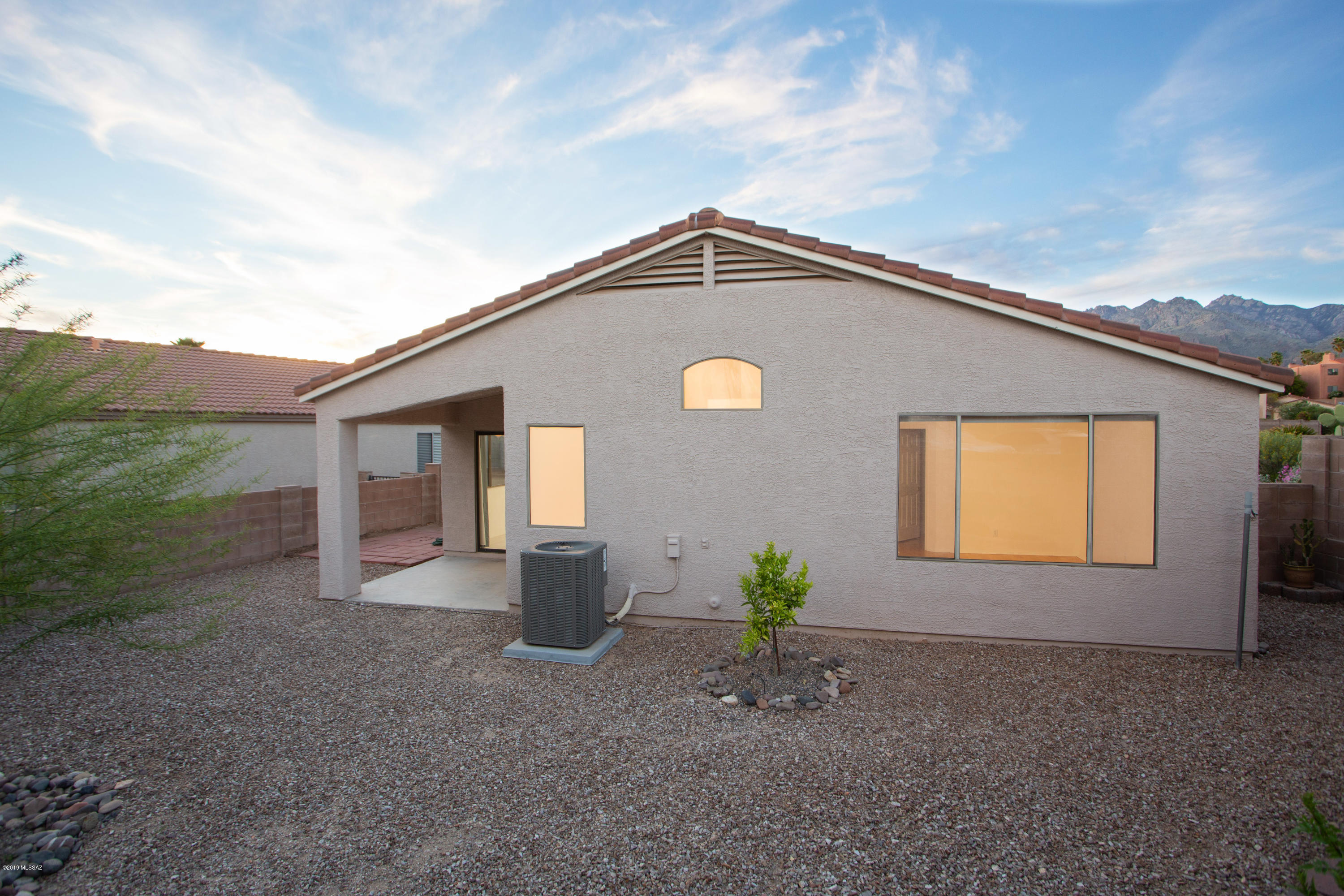 4942 N Sabino Gulch Court