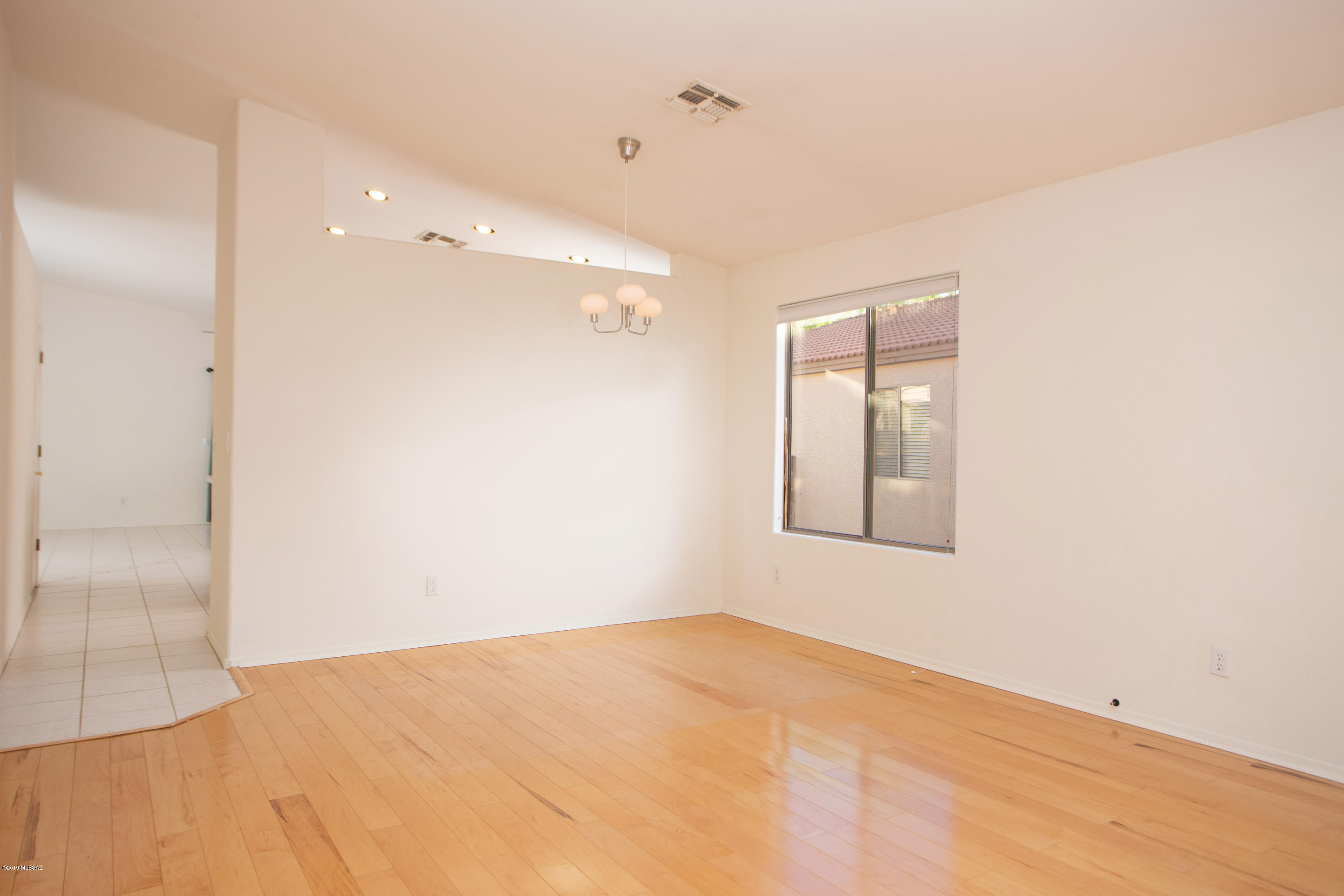 4942 N Sabino Gulch Court