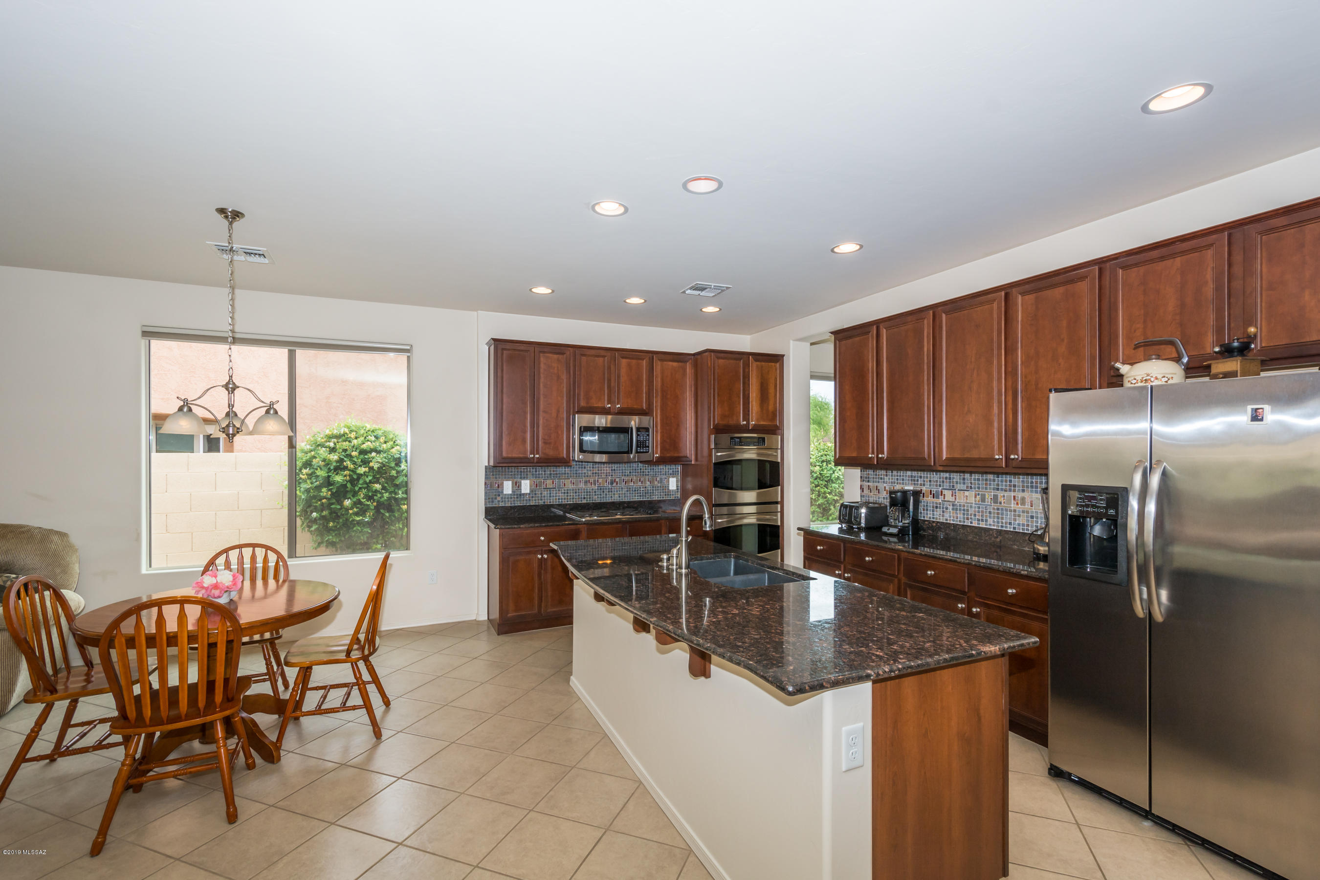 724 W Camino Tunera