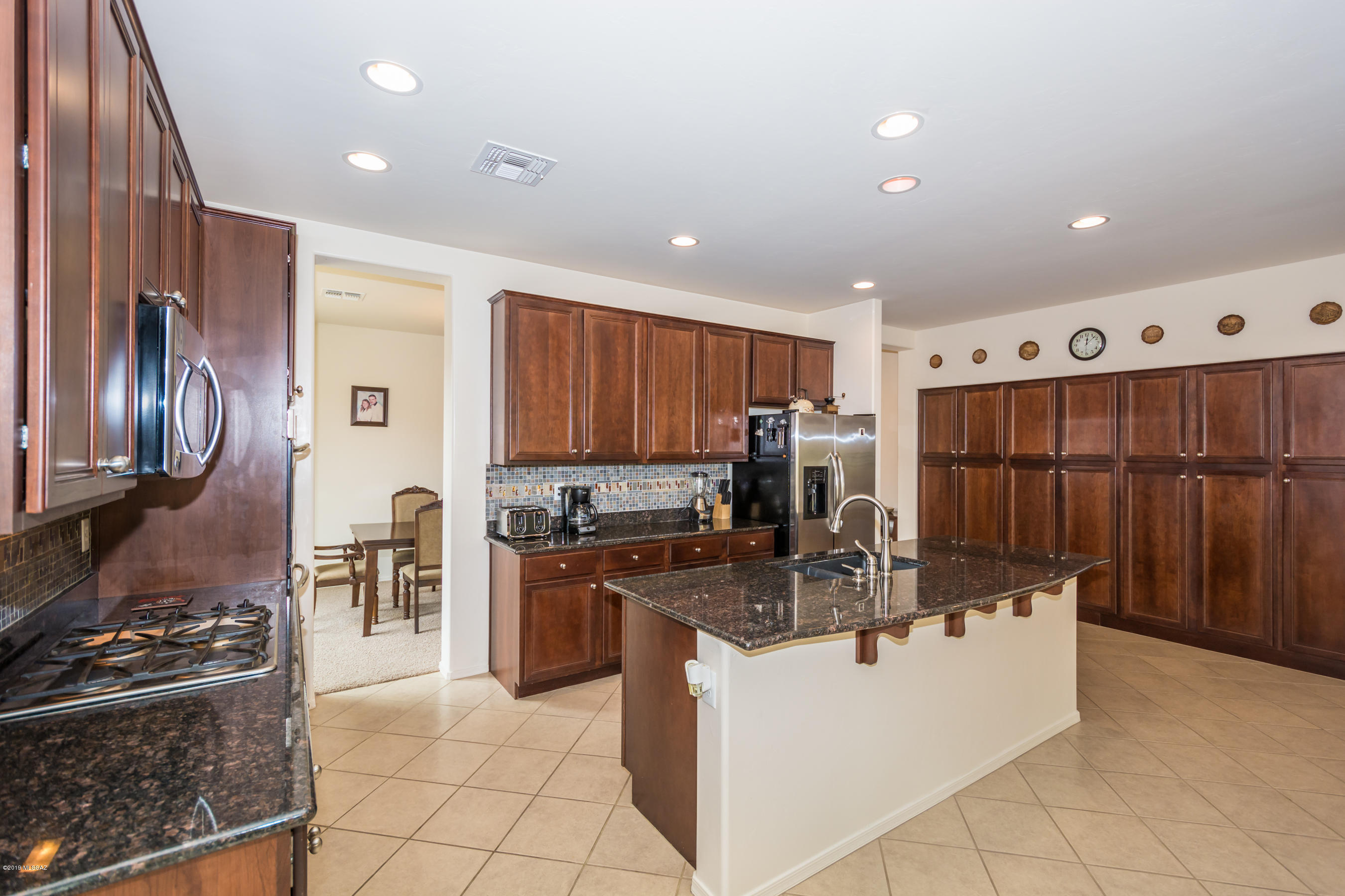 724 W Camino Tunera