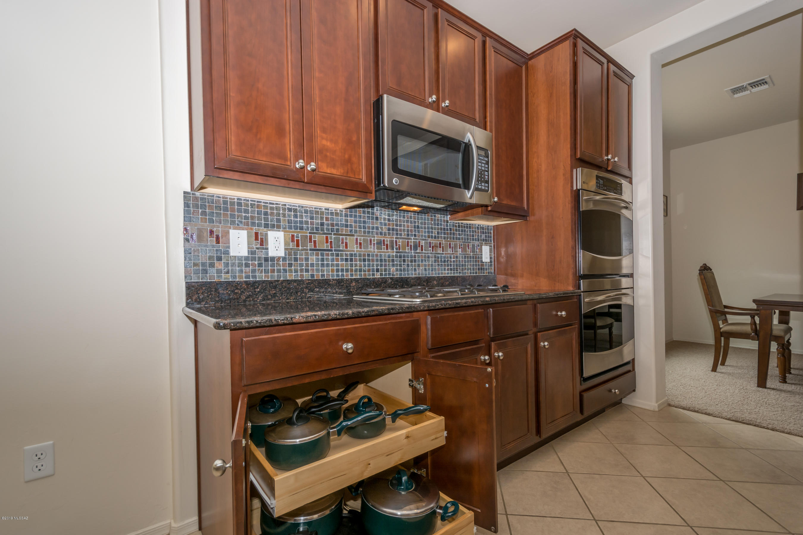 724 W Camino Tunera