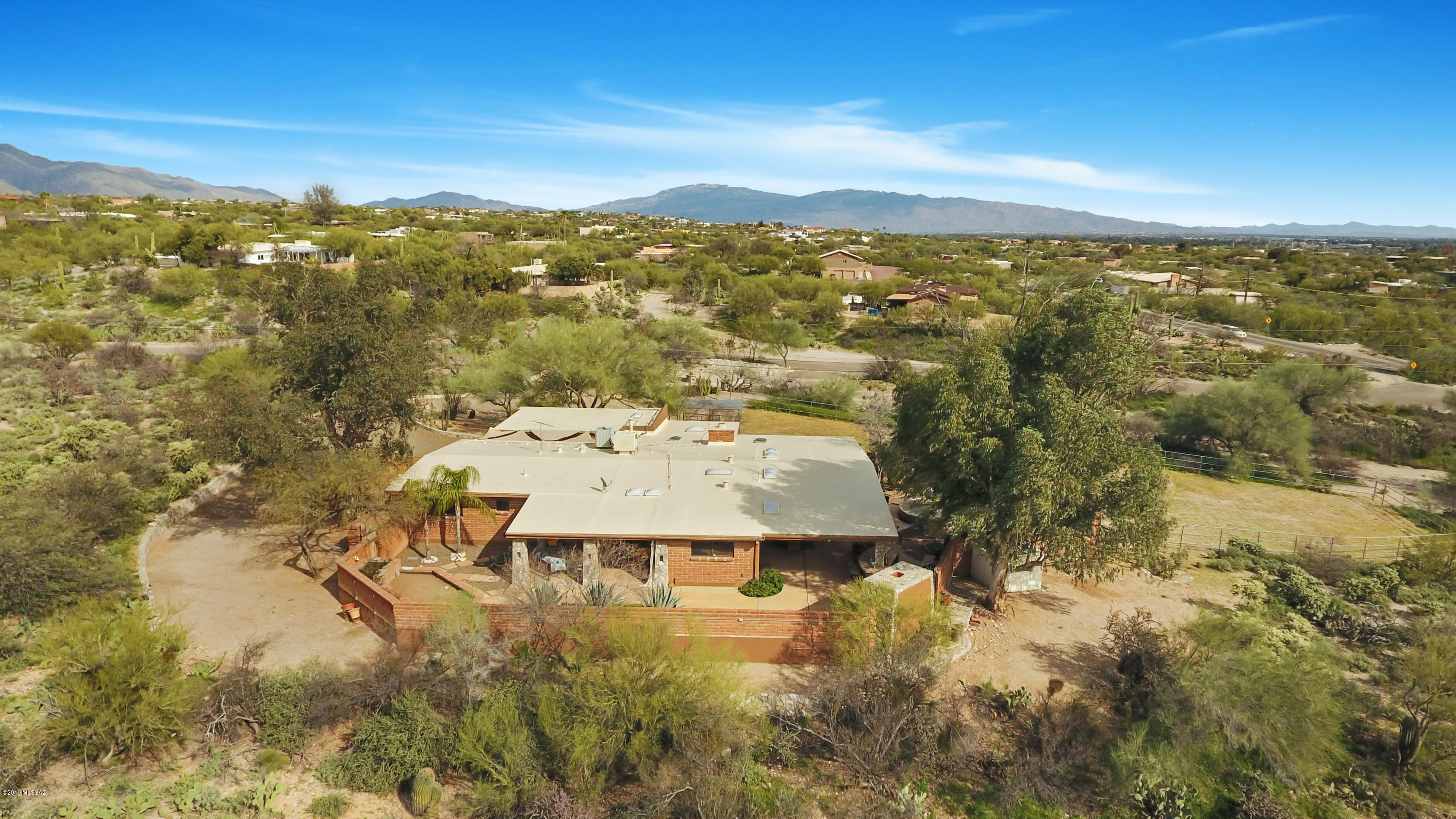 4045 N Avenida Del Cazador