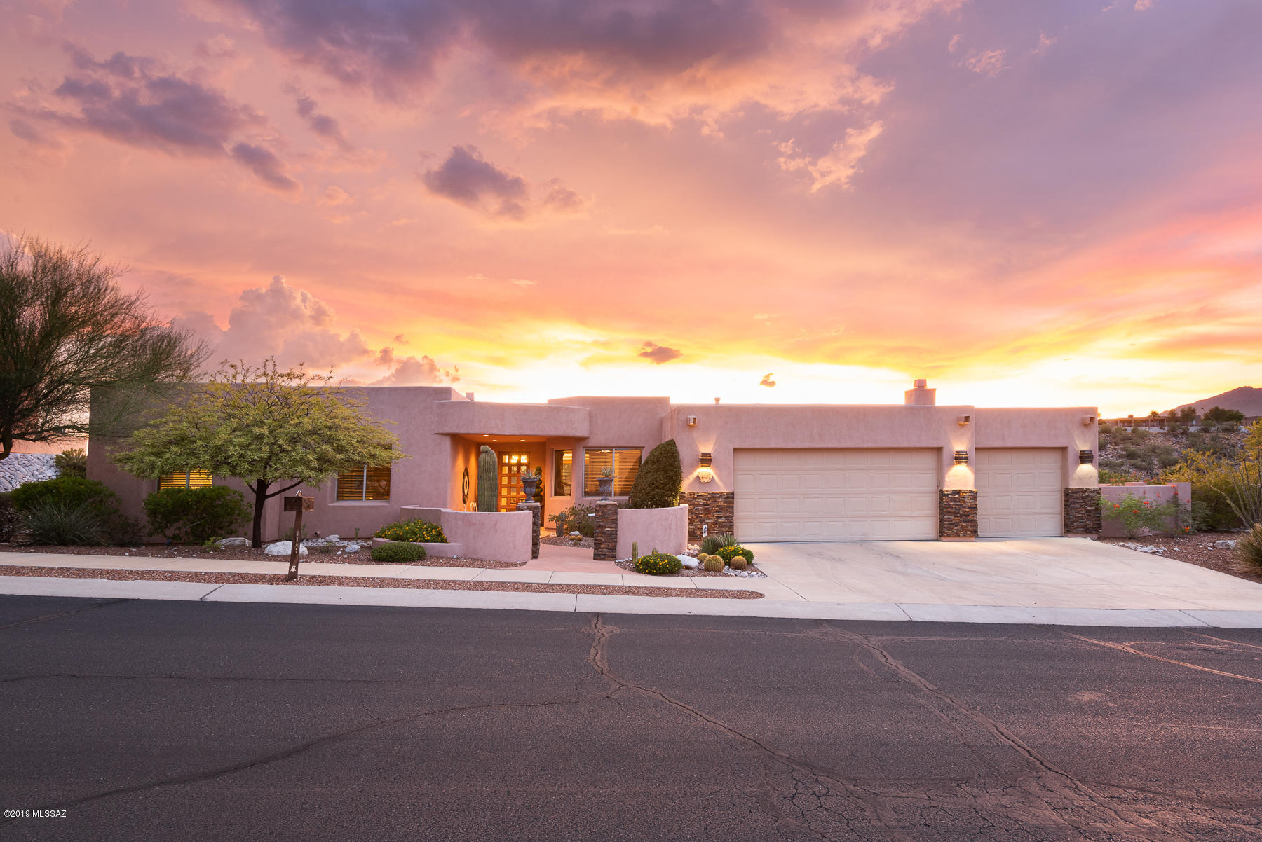 4407 N Sabino Mountain Drive