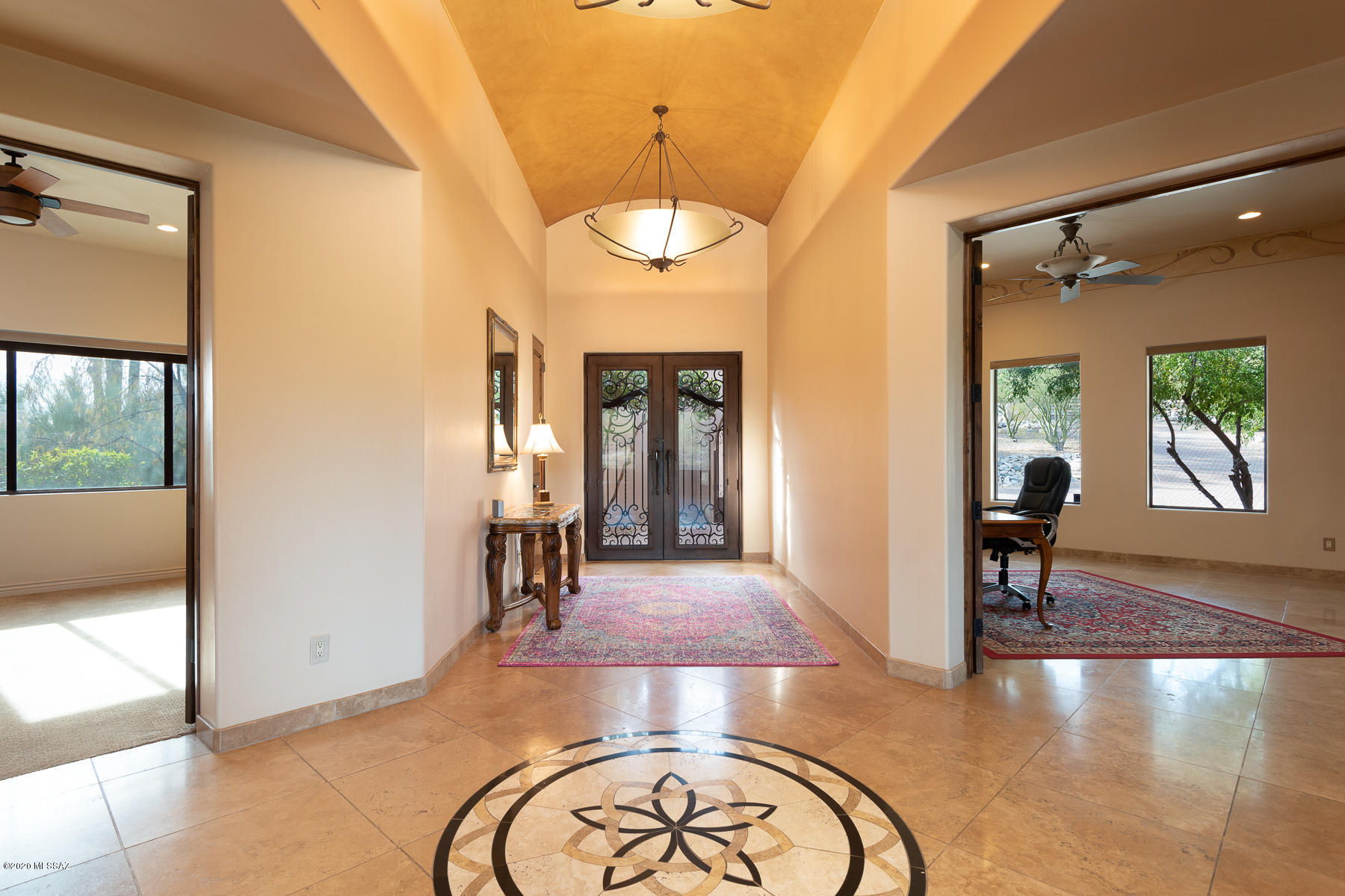 5070 N Hacienda Del Sol Road