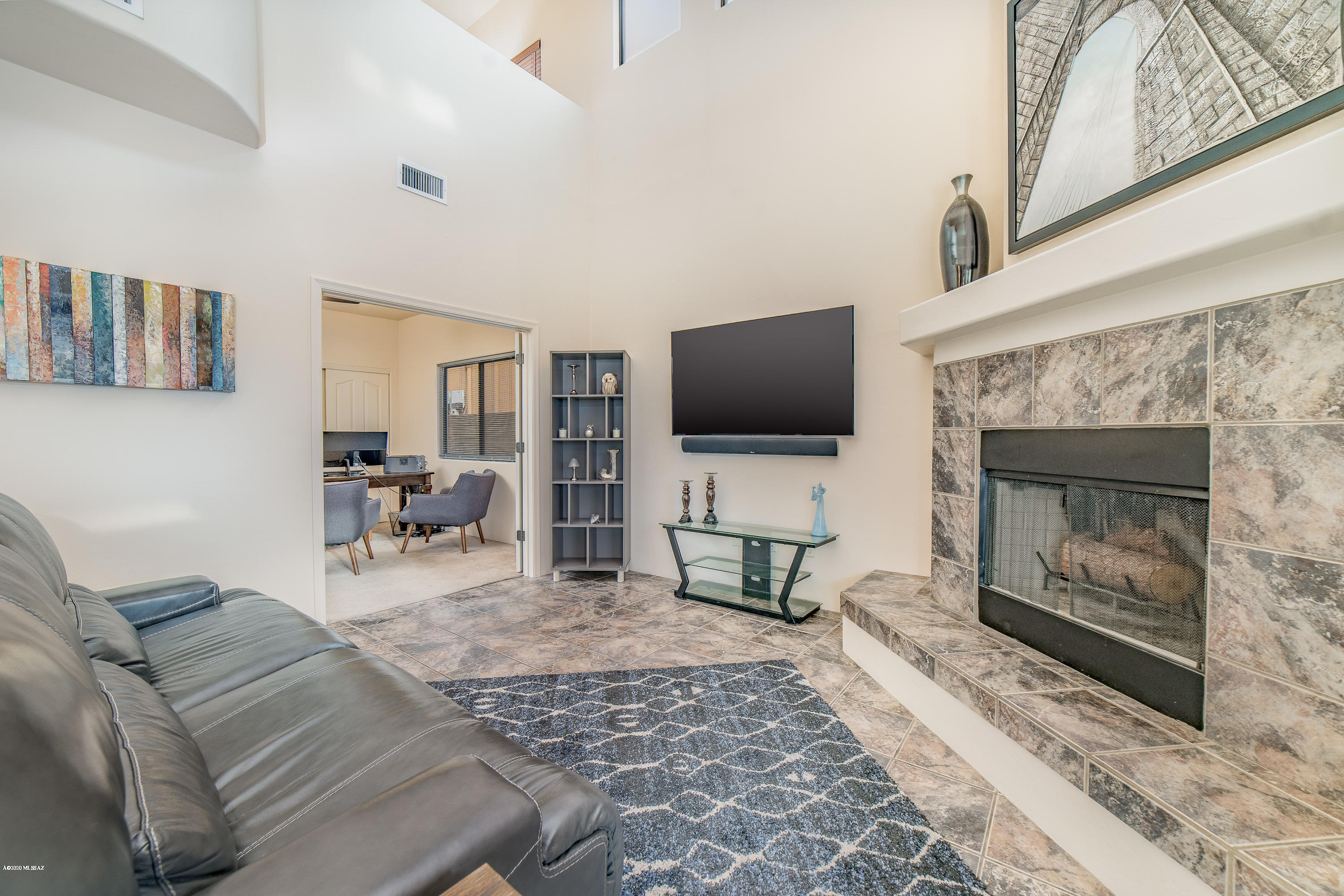 208 S Sycamore Creek Place