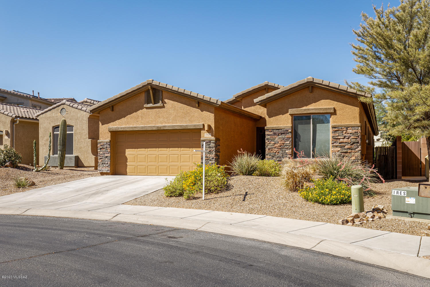 7811 W Sourwood Court