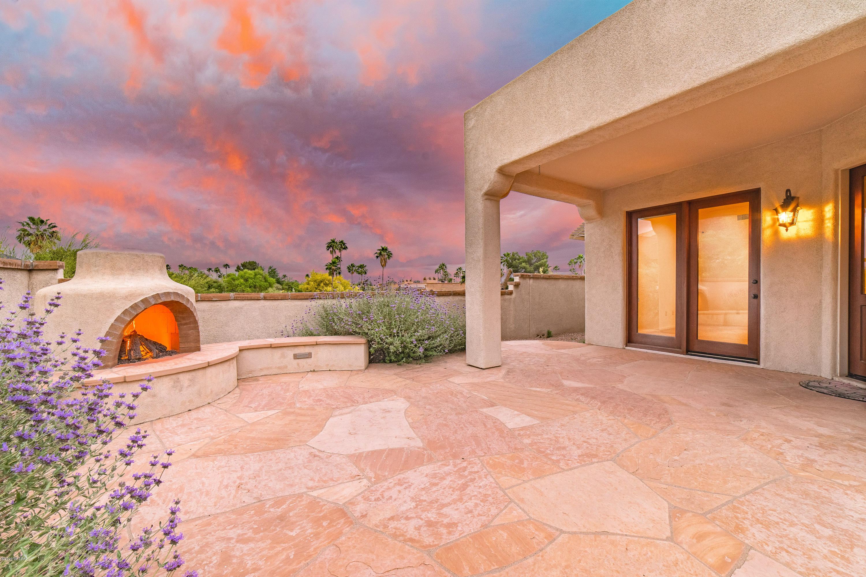4744 E Mission Hill Drive