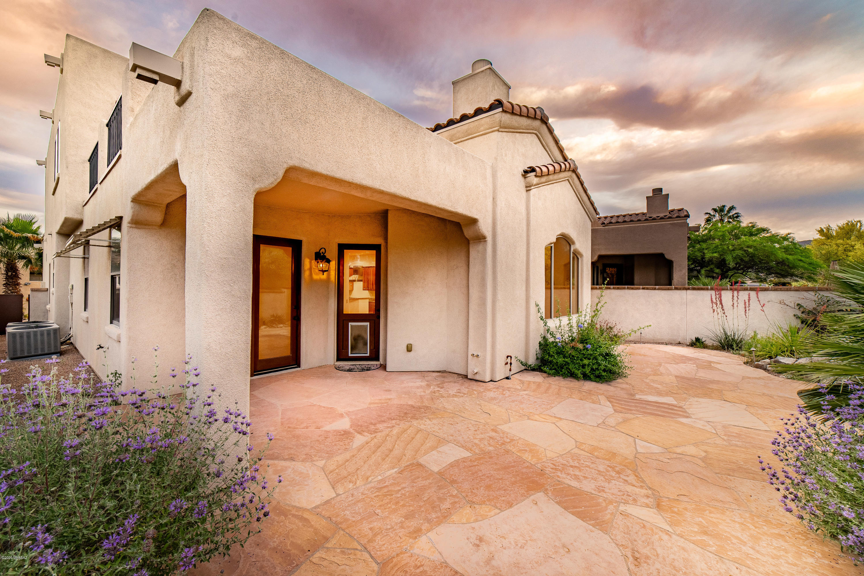 4744 E Mission Hill Drive